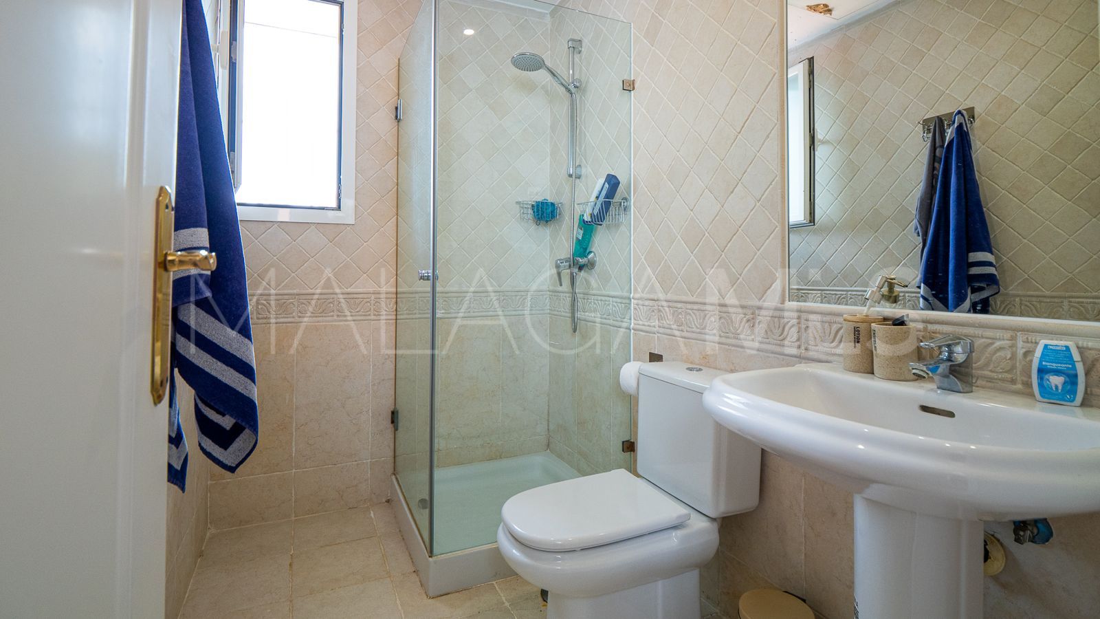 Buy 2 bedrooms town house in Nueva Andalucia