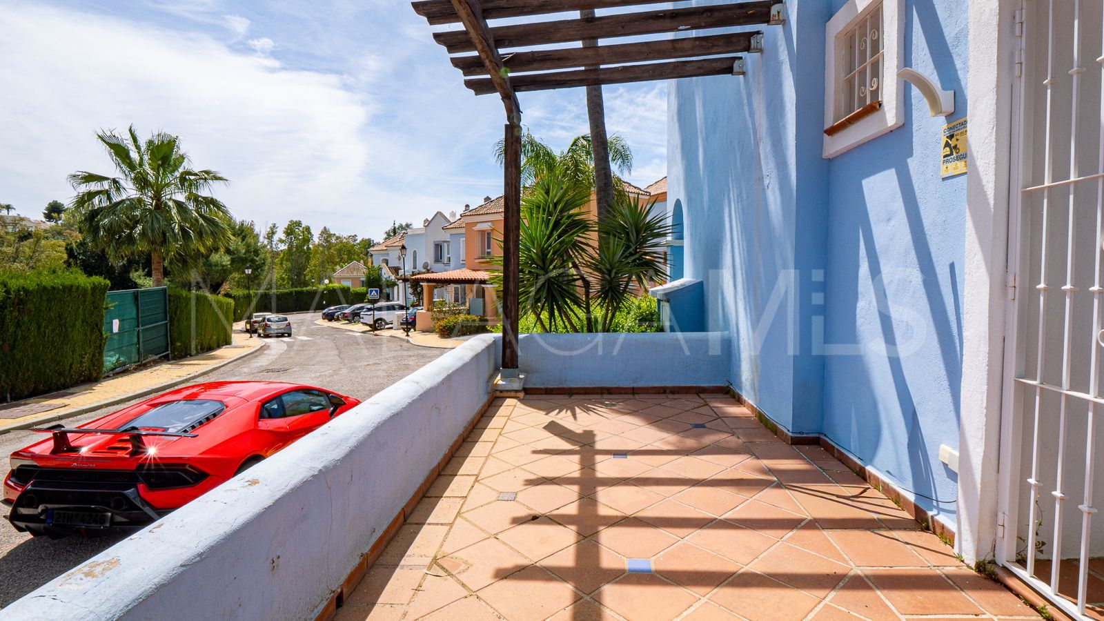 Buy 2 bedrooms town house in Nueva Andalucia