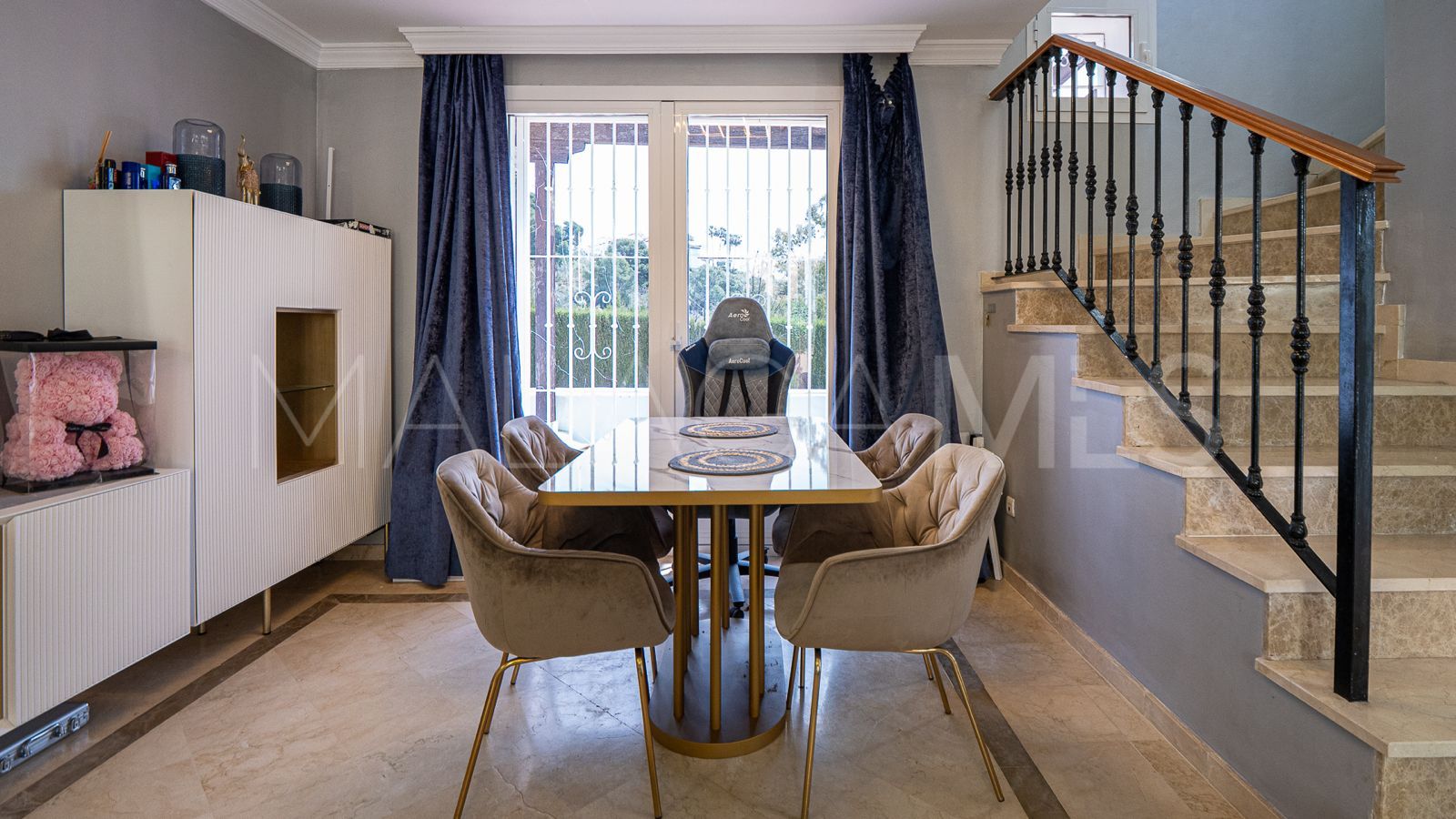 Buy 2 bedrooms town house in Nueva Andalucia