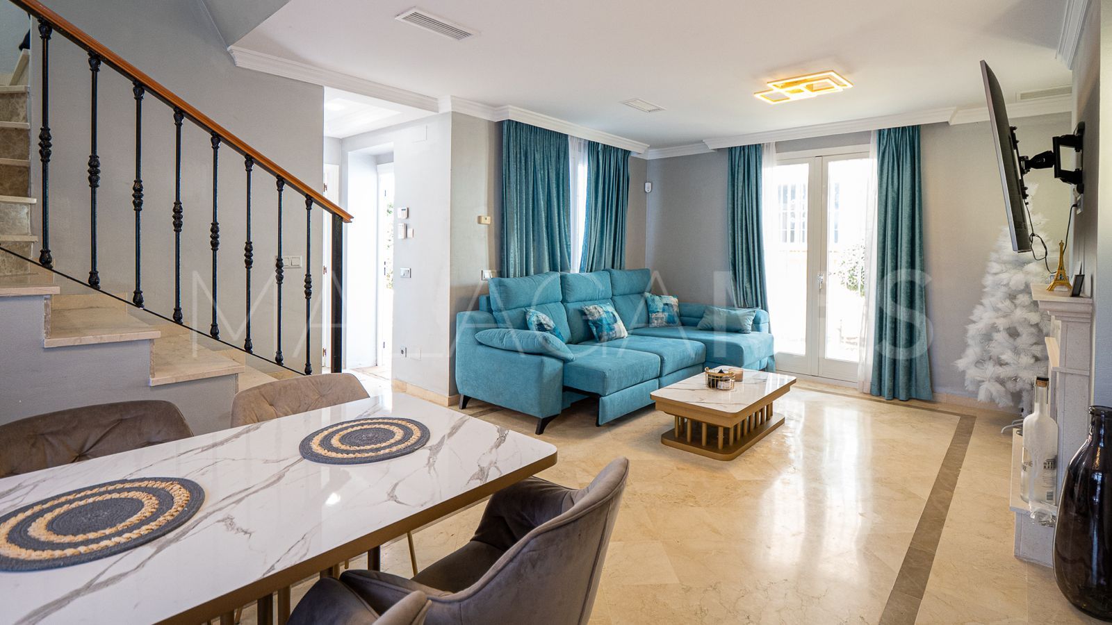 Buy 2 bedrooms town house in Nueva Andalucia