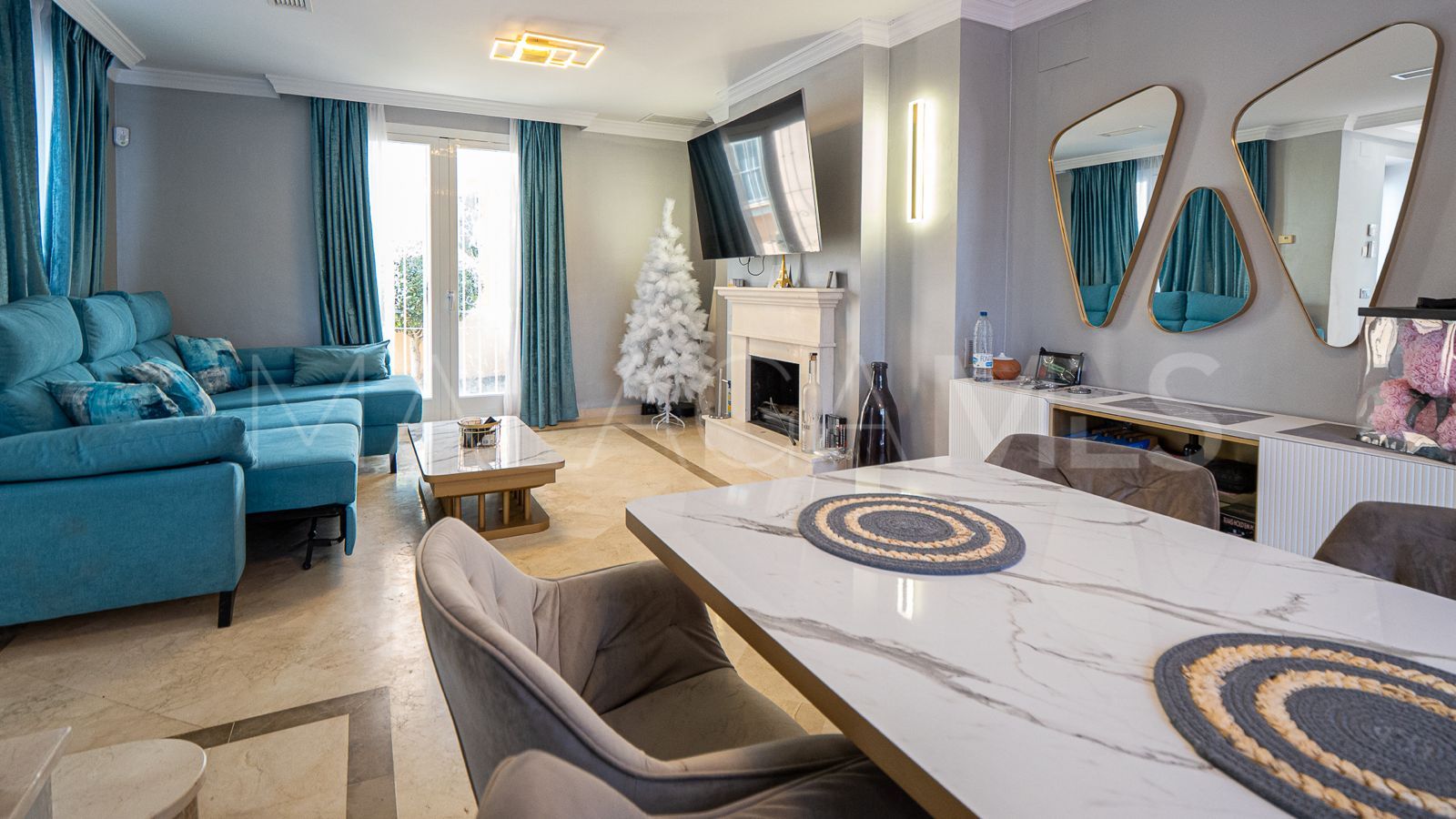 Buy 2 bedrooms town house in Nueva Andalucia