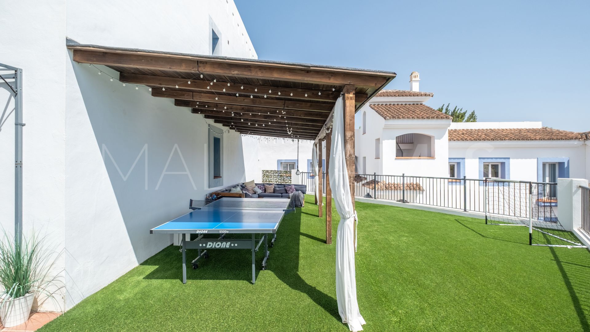 Ground floor apartment with 3 bedrooms for sale in Paraiso Pueblo