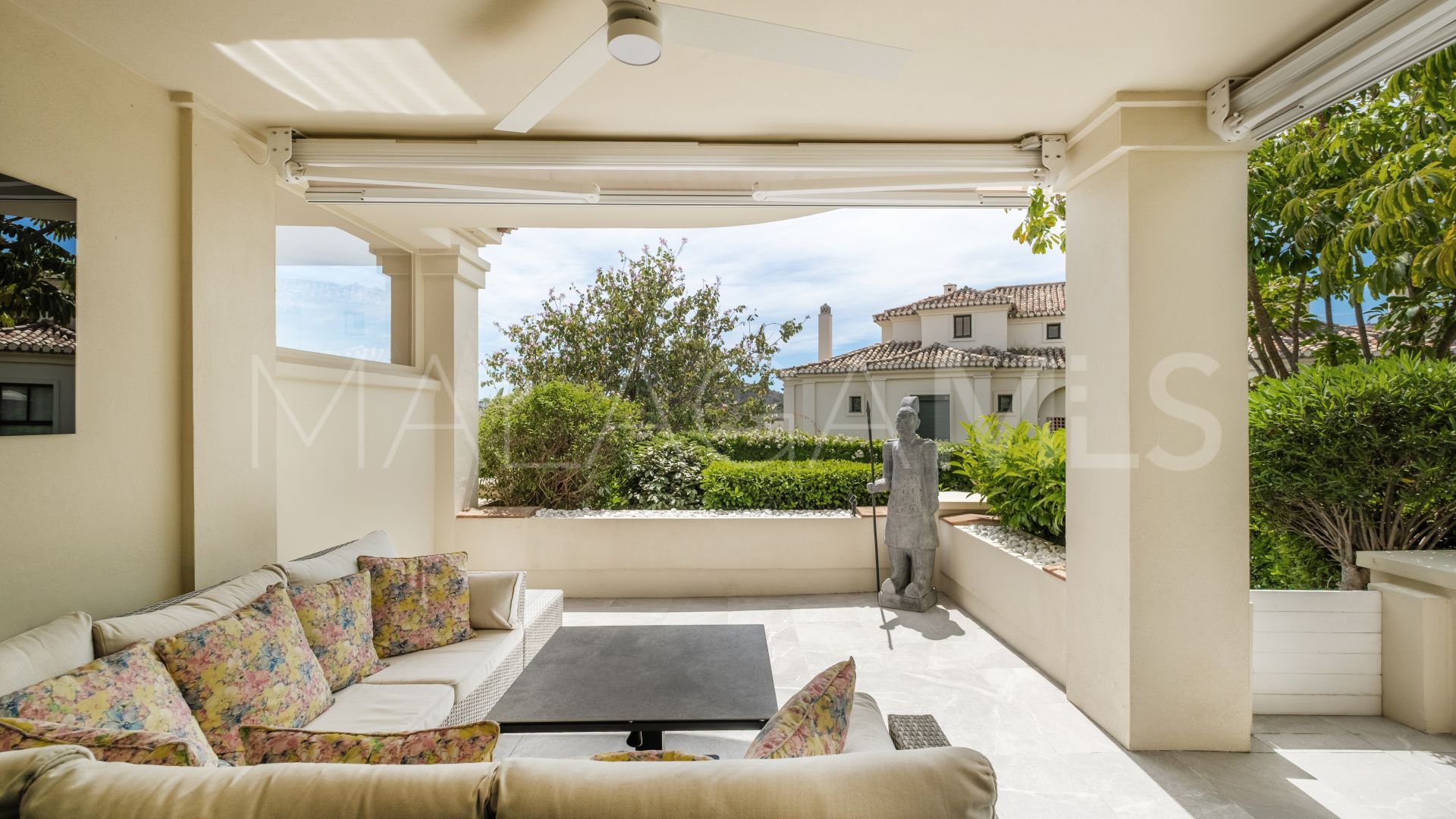Se vende apartamento planta baja with 2 bedrooms in Capanes Sur