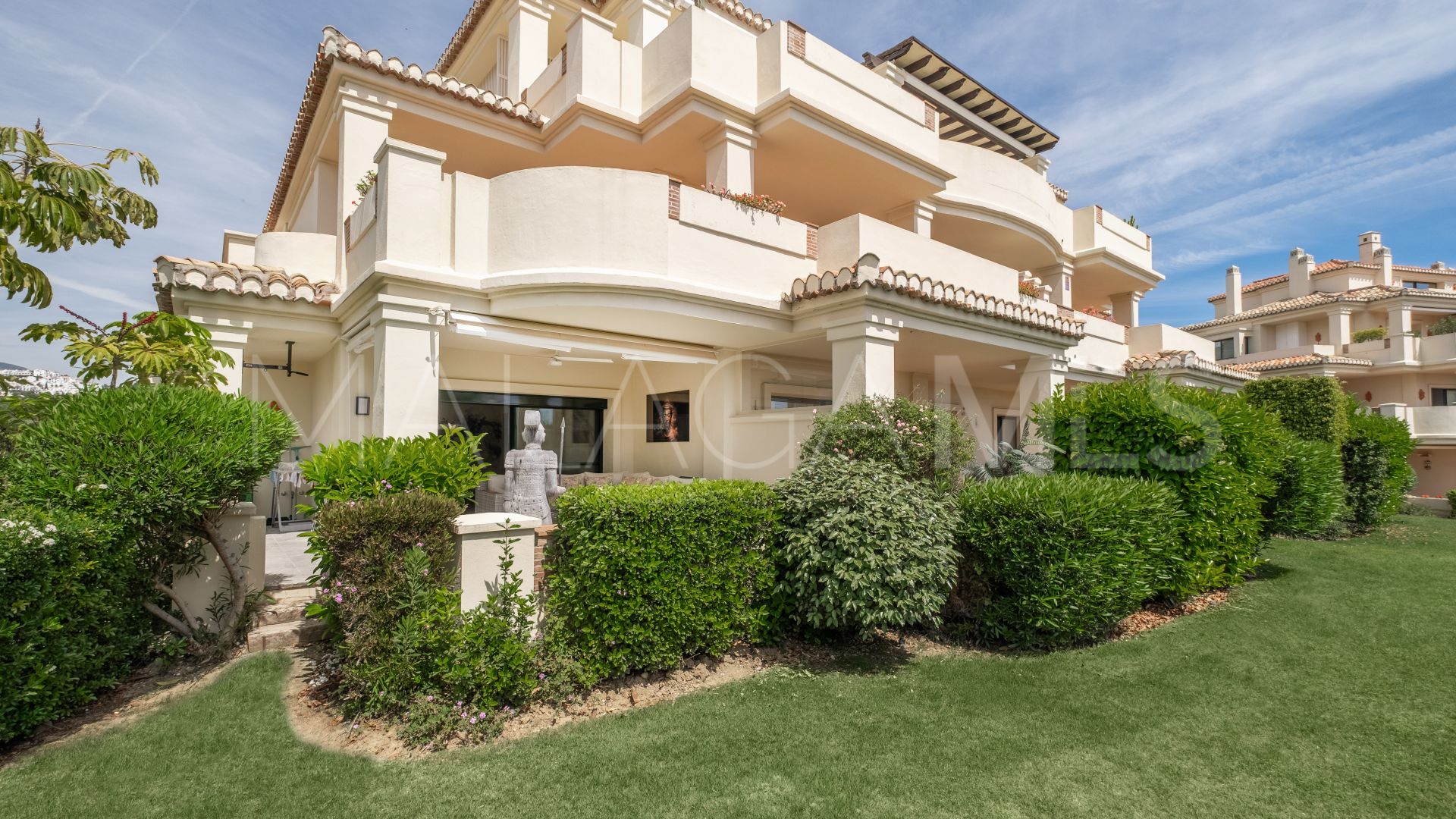 Se vende apartamento planta baja with 2 bedrooms in Capanes Sur