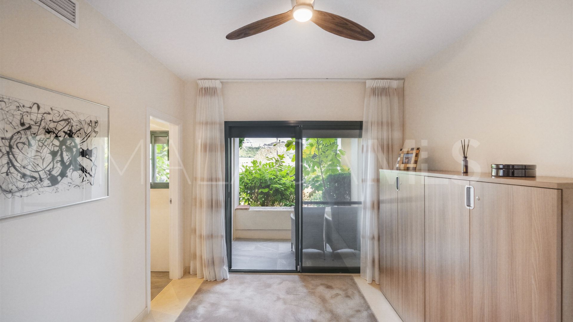 Se vende apartamento planta baja with 2 bedrooms in Capanes Sur