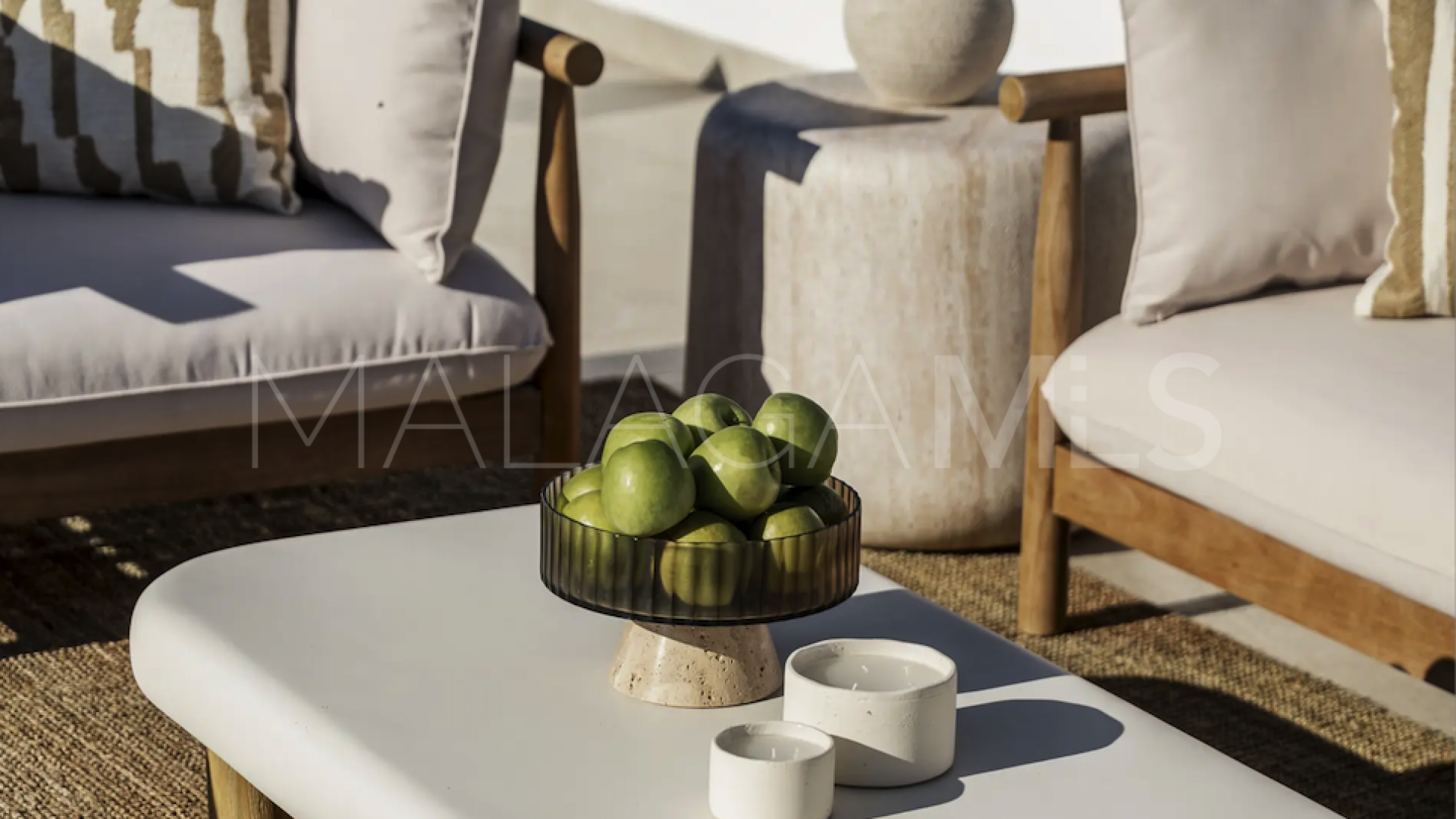 Villa for sale in Nueva Andalucia de 5 bedrooms