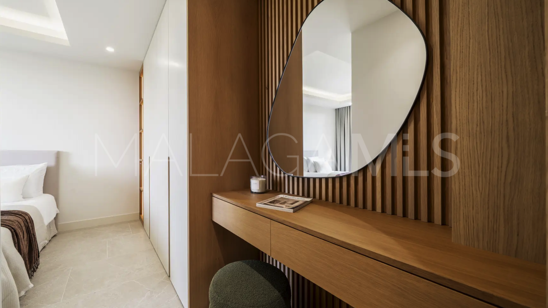 Villa for sale in Nueva Andalucia de 5 bedrooms