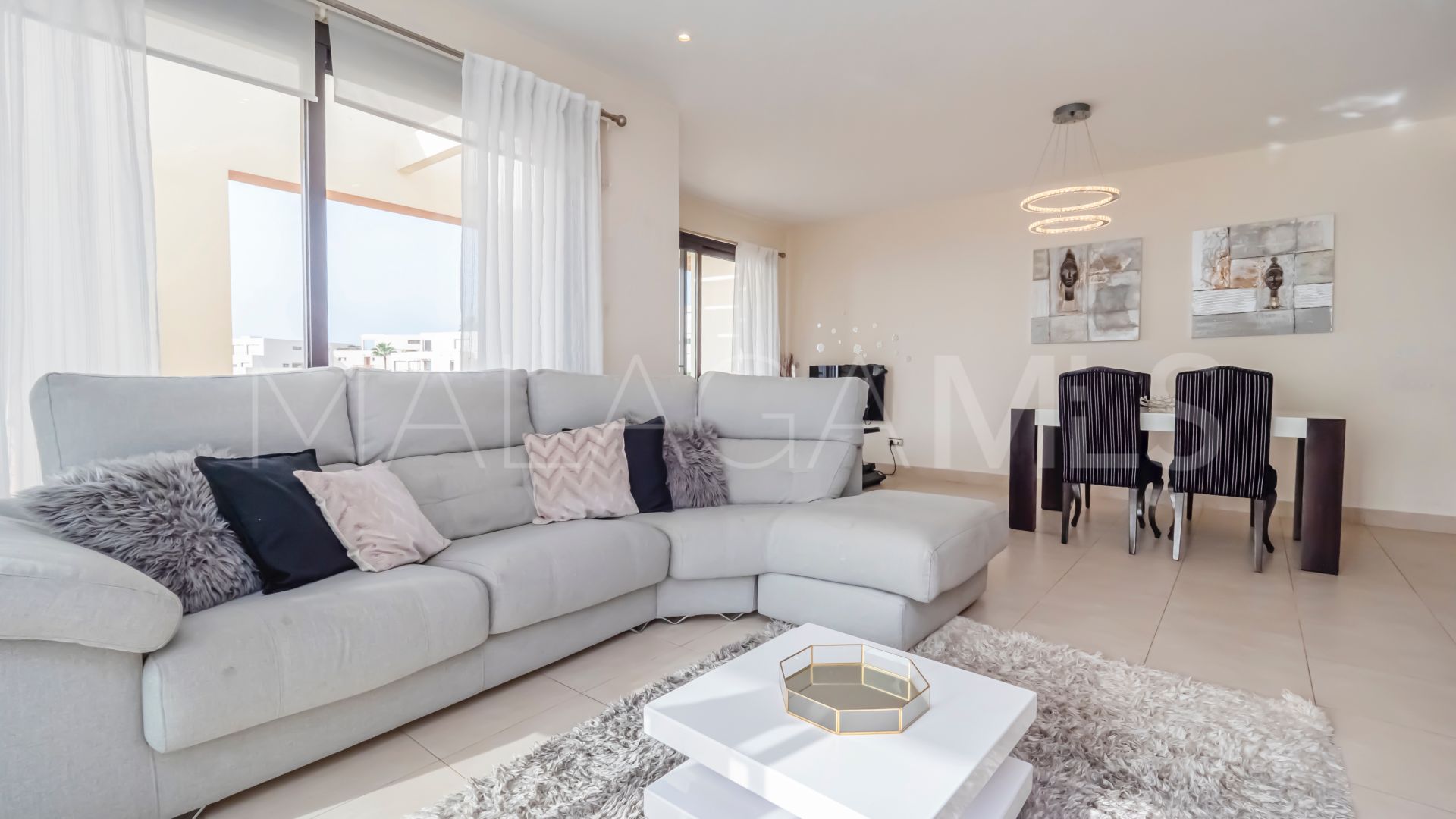 For sale 3 bedrooms penthouse in Los Monteros