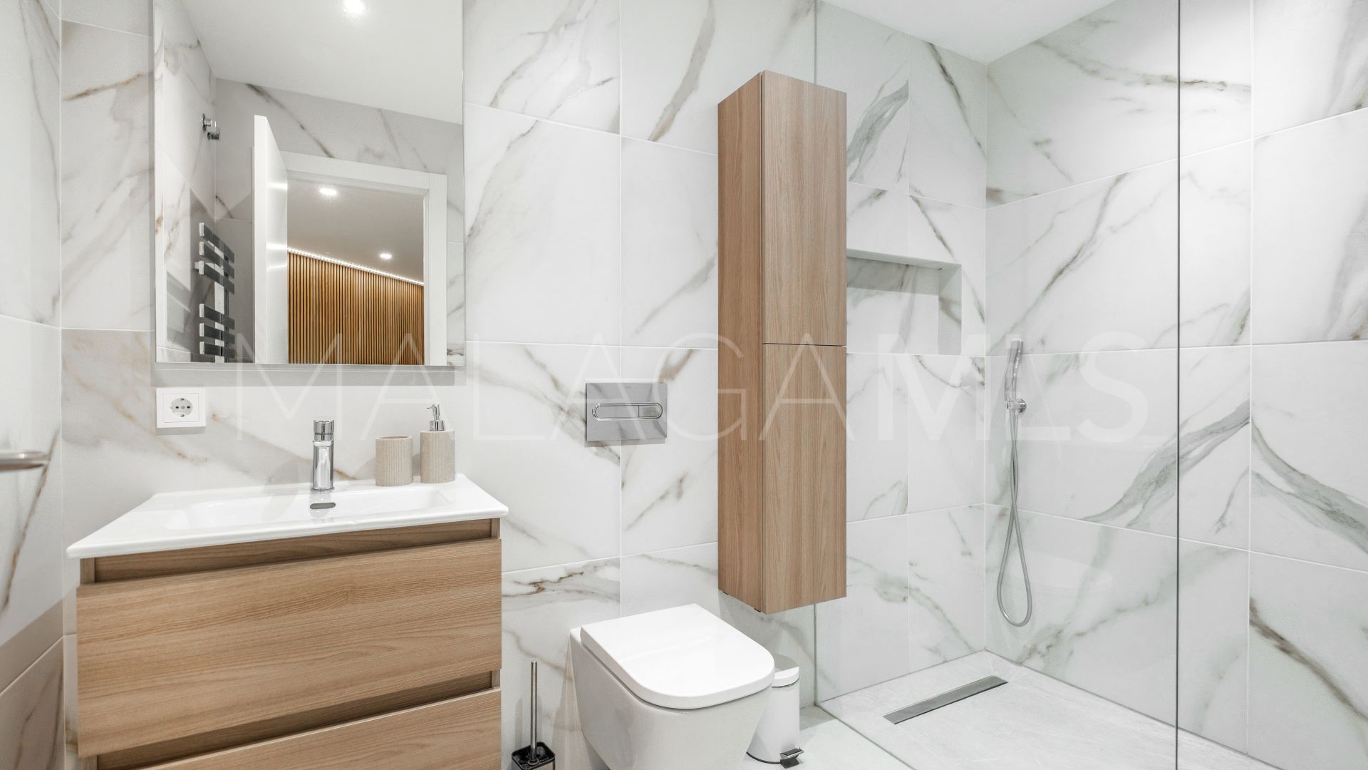 Villa for sale in El Paraiso