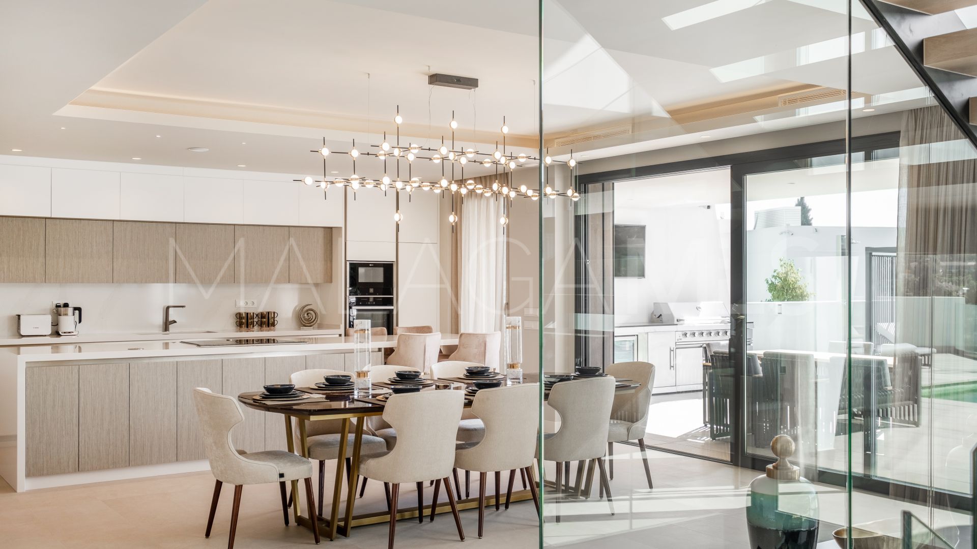 Villa for sale in El Paraiso