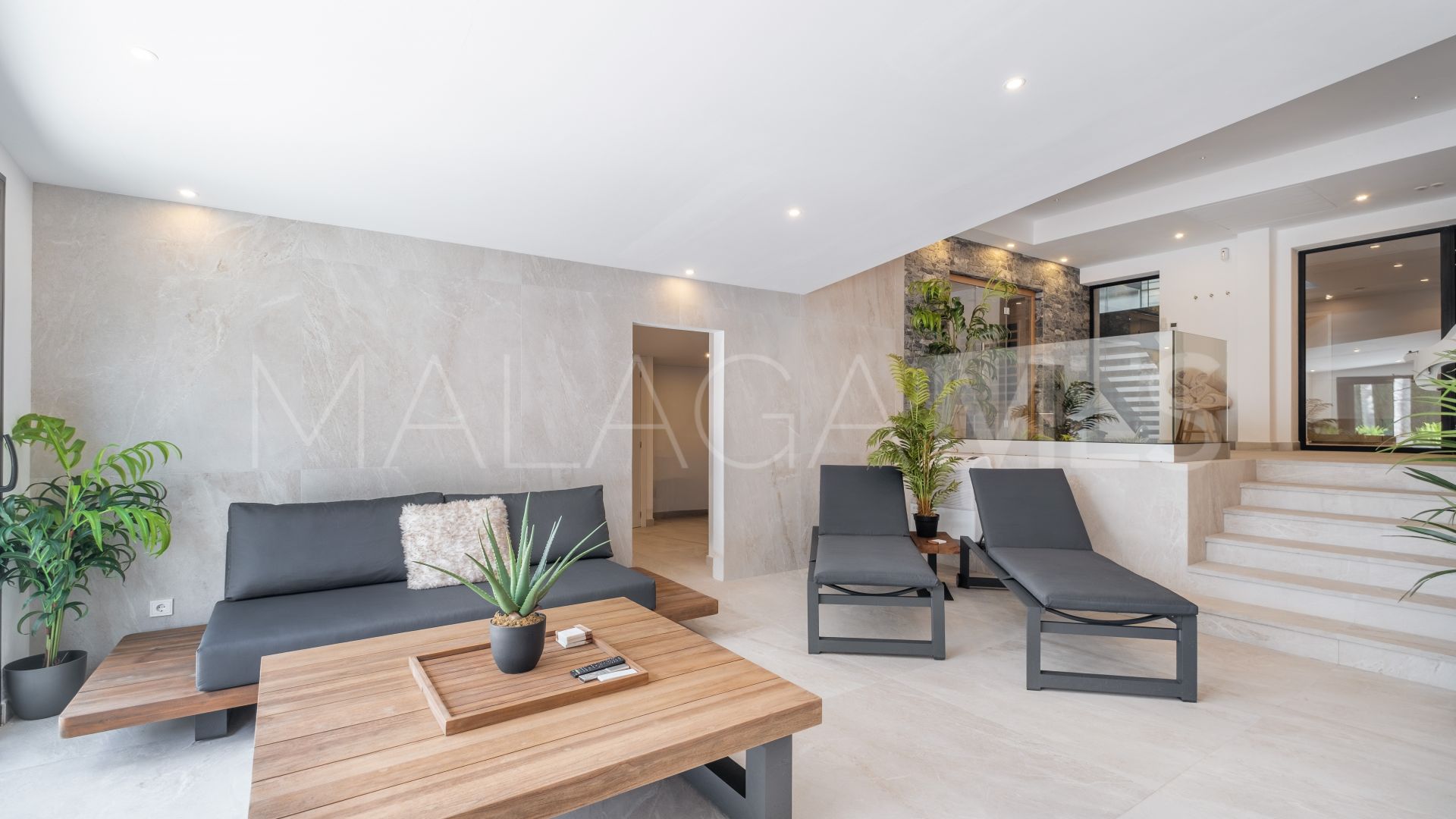 Villa for sale in El Paraiso