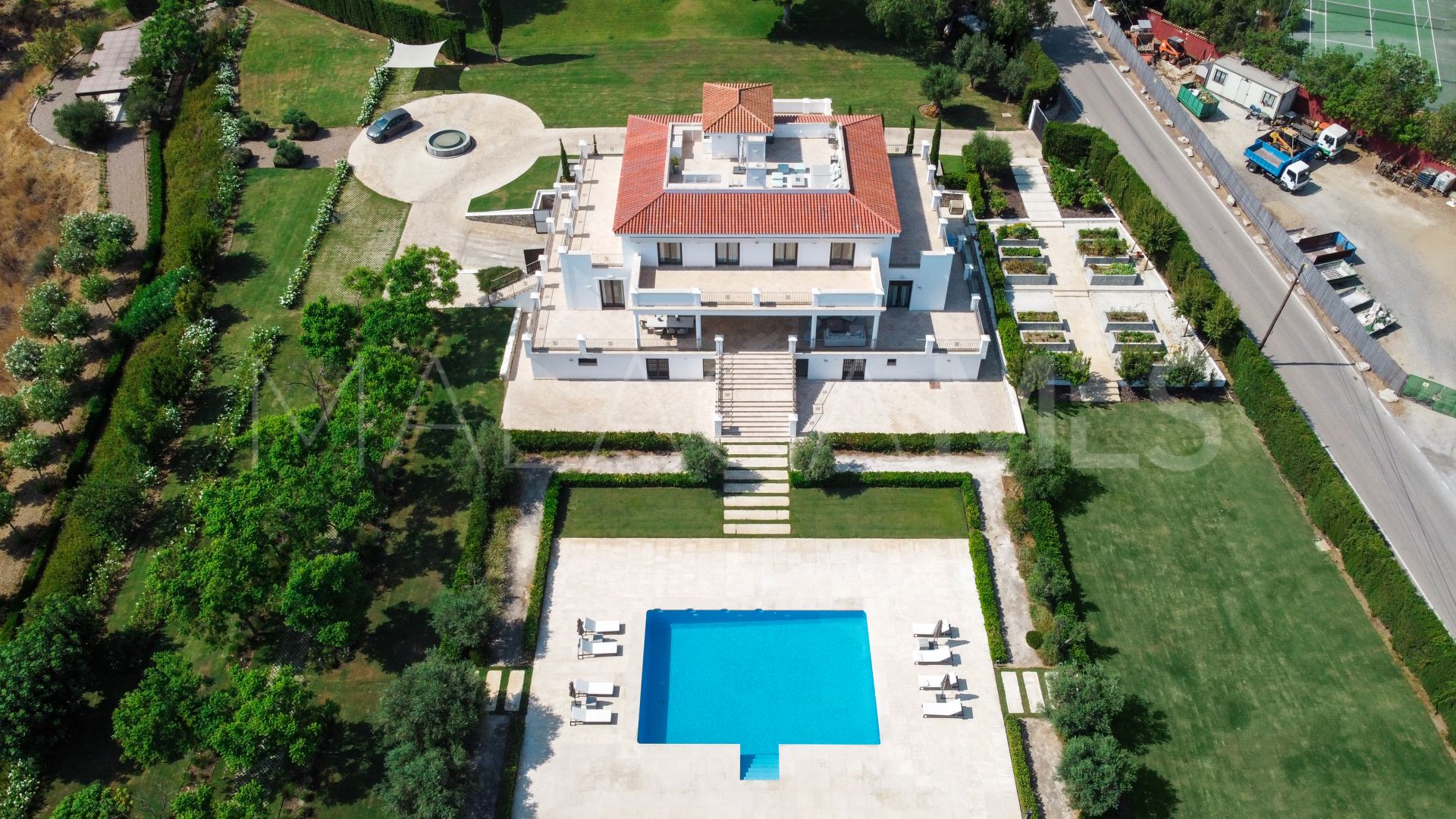 Villa for sale in Guadalmina Alta