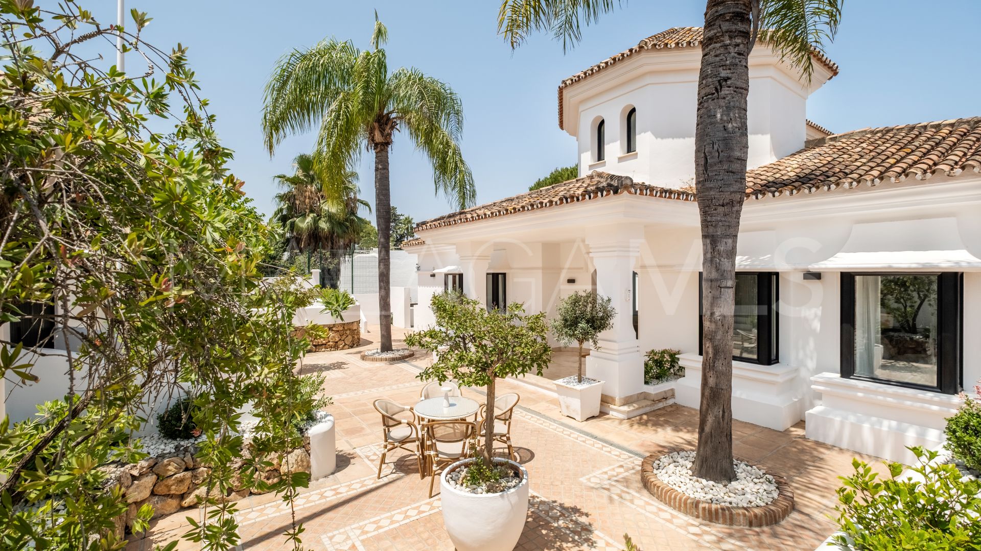 Villa with 7 bedrooms for sale in Aloha