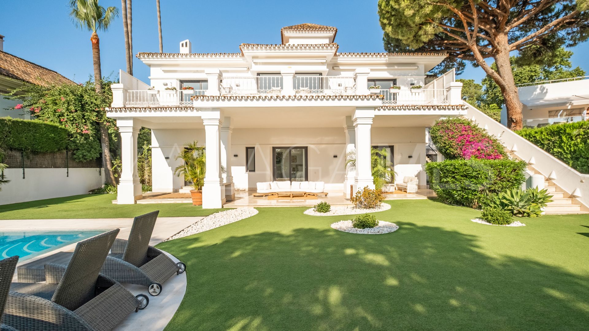Villa with 7 bedrooms for sale in Aloha