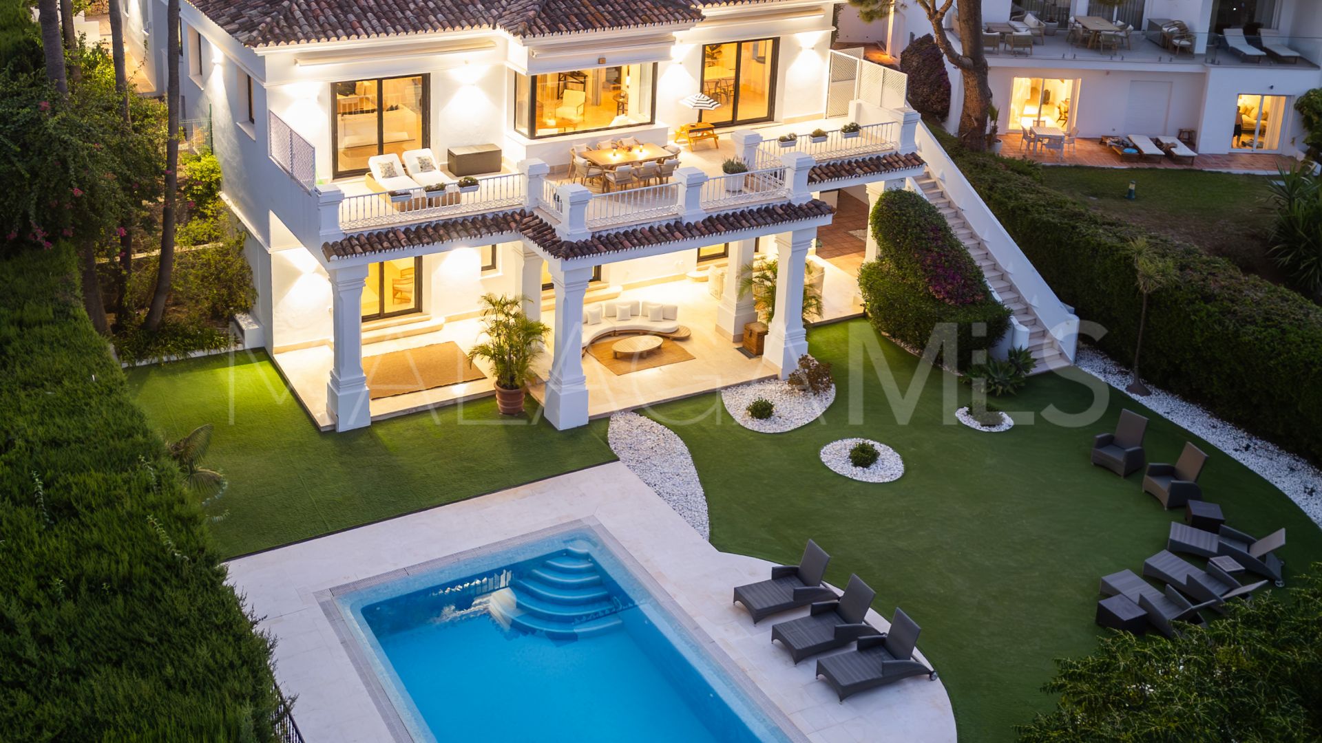 Villa with 7 bedrooms for sale in Aloha