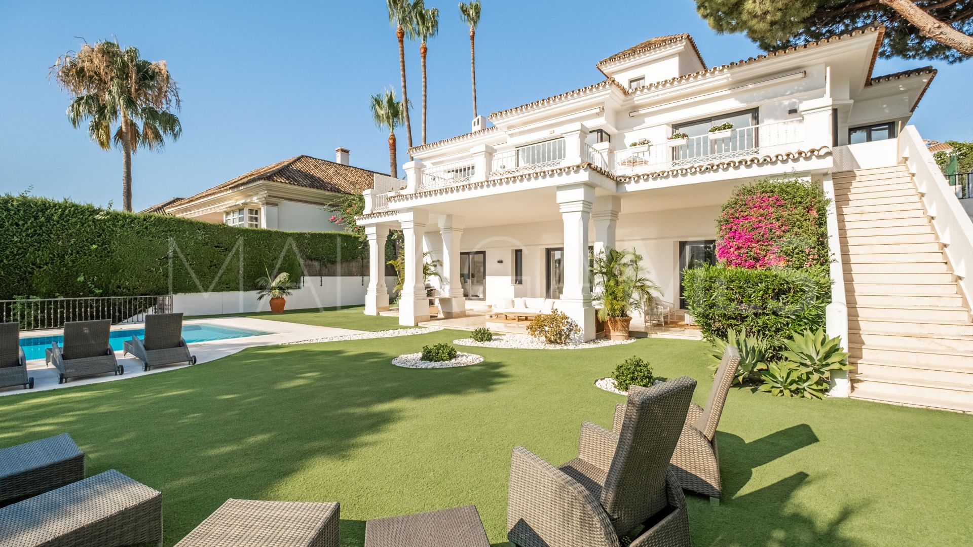 Villa with 7 bedrooms for sale in Aloha