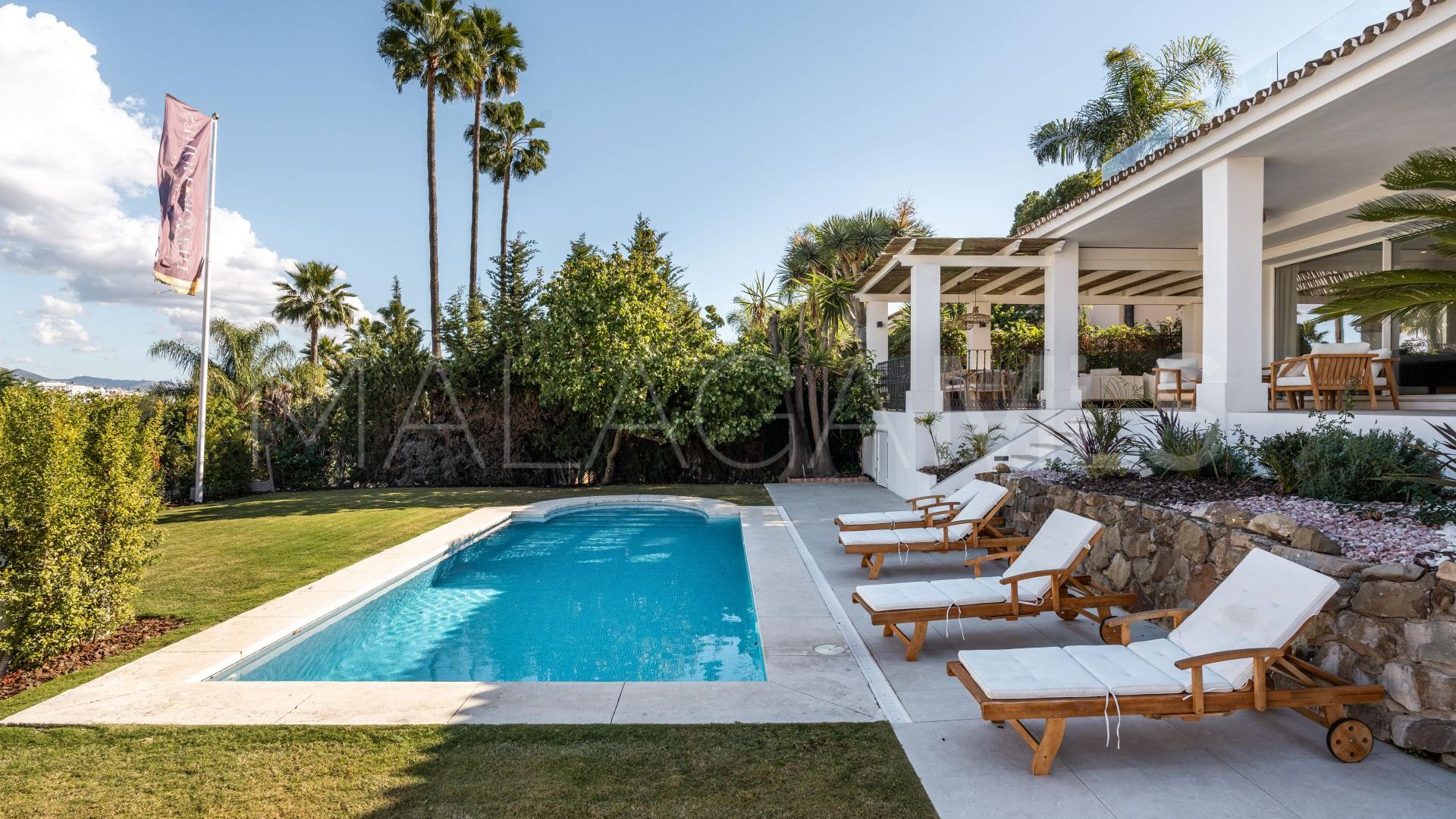 Villa for sale in Las Brisas