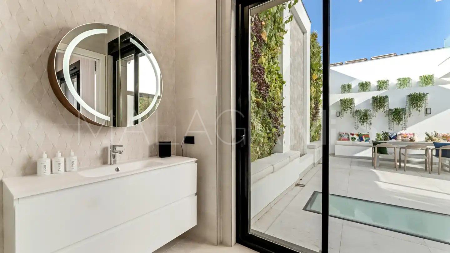 Beach Side Golden Mile villa for sale