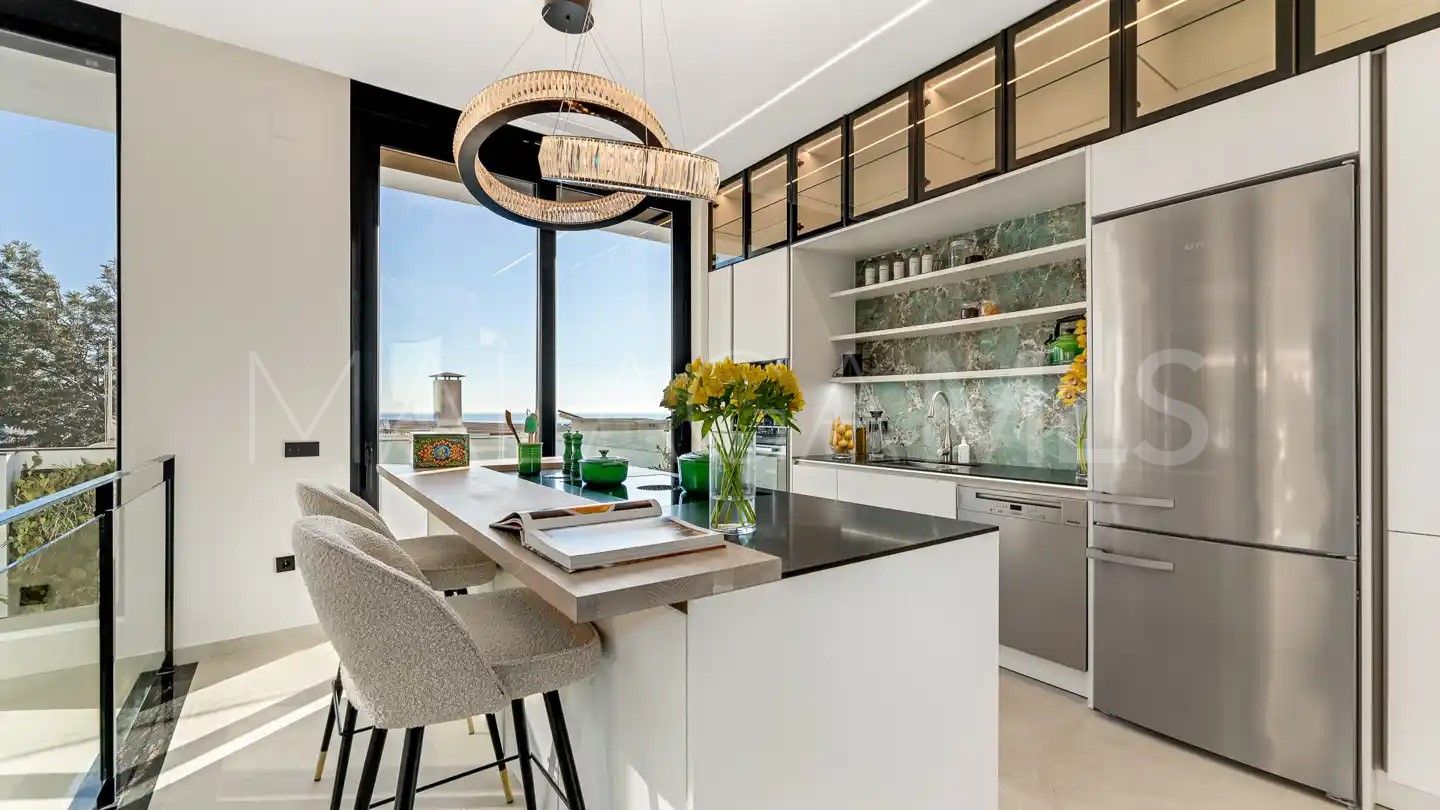 Beach Side Golden Mile villa for sale