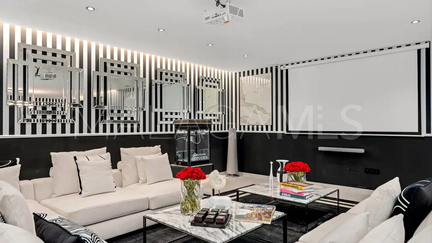 Beach Side Golden Mile villa for sale