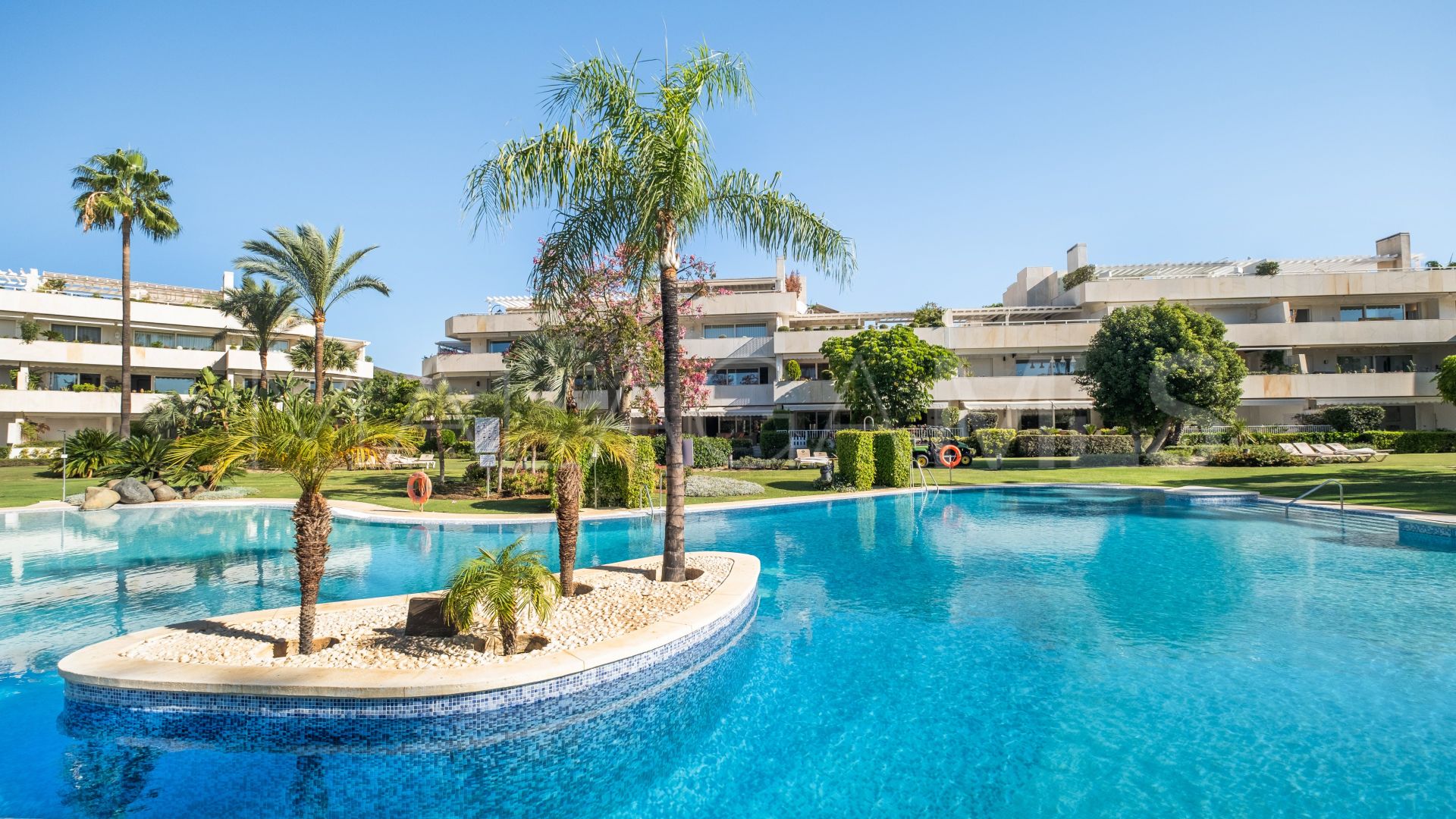 Apartment for sale in Los Granados Golf with 3 bedrooms