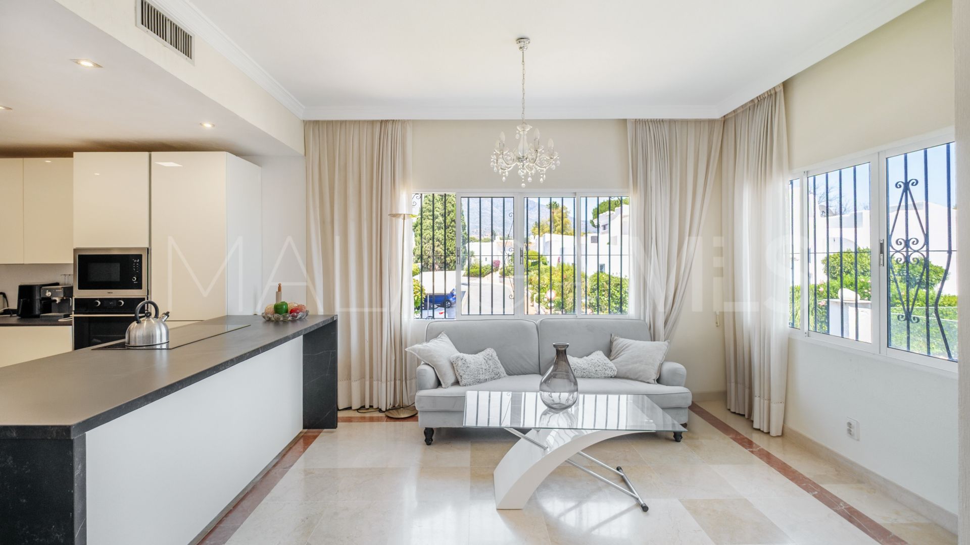 Parvilla for sale in Aloha