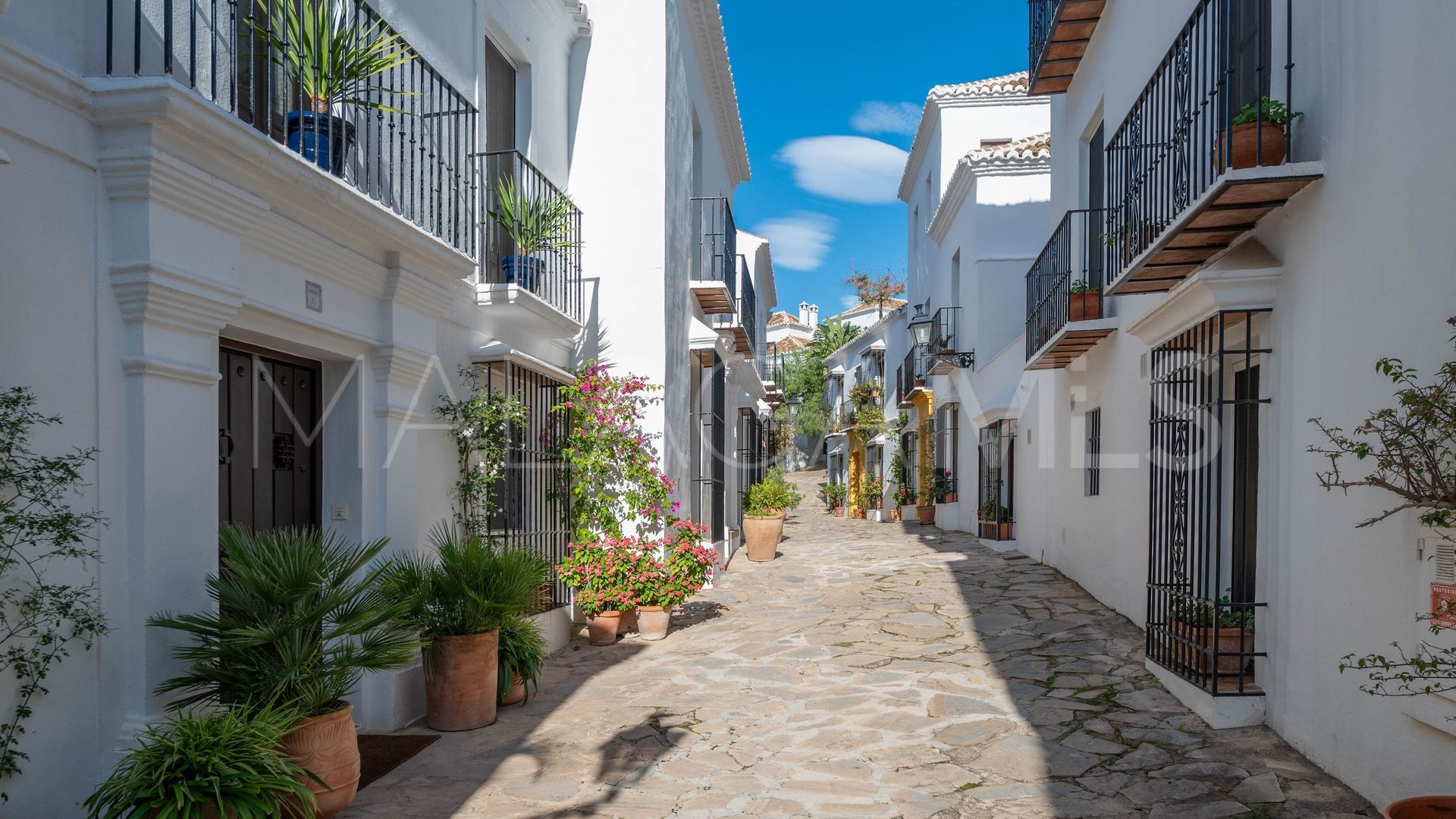 Maison de ville for sale in Golden Mile