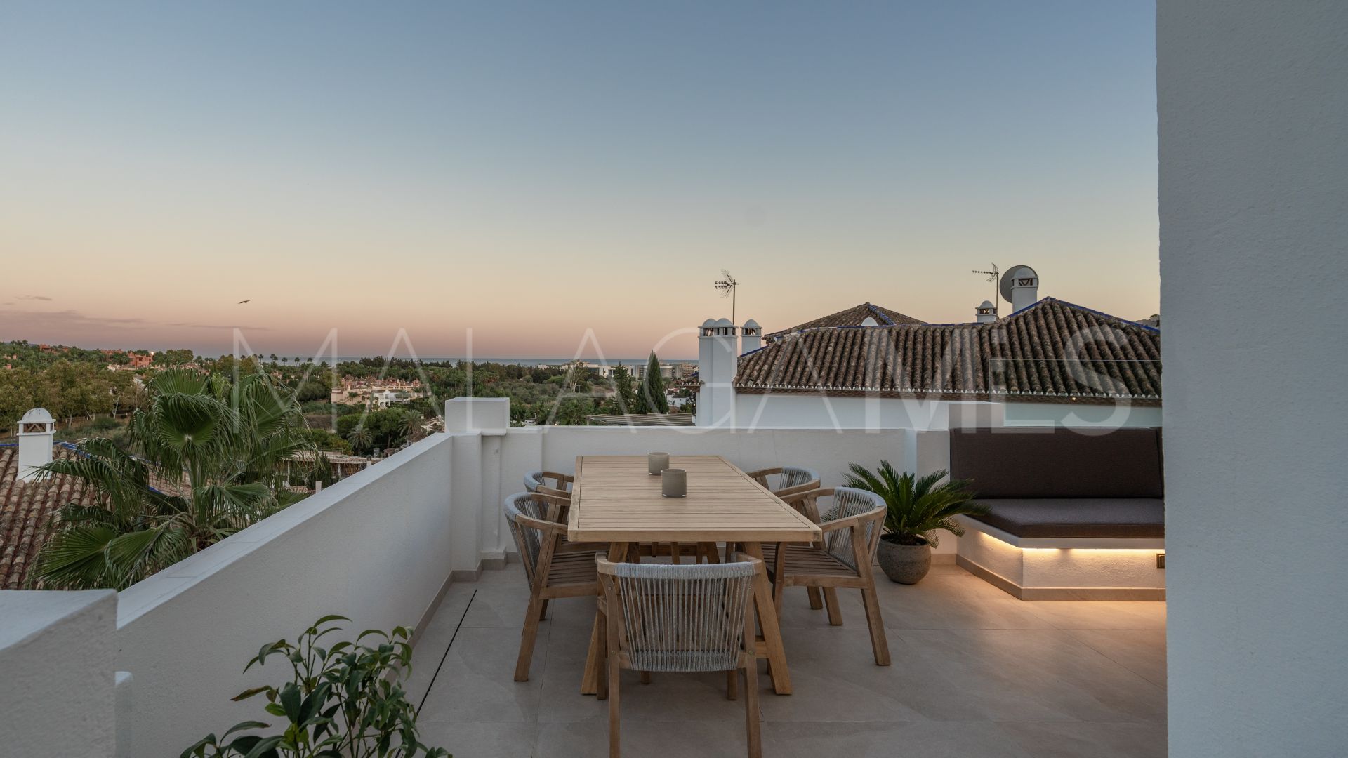 Penthaus for sale in Nueva Andalucia