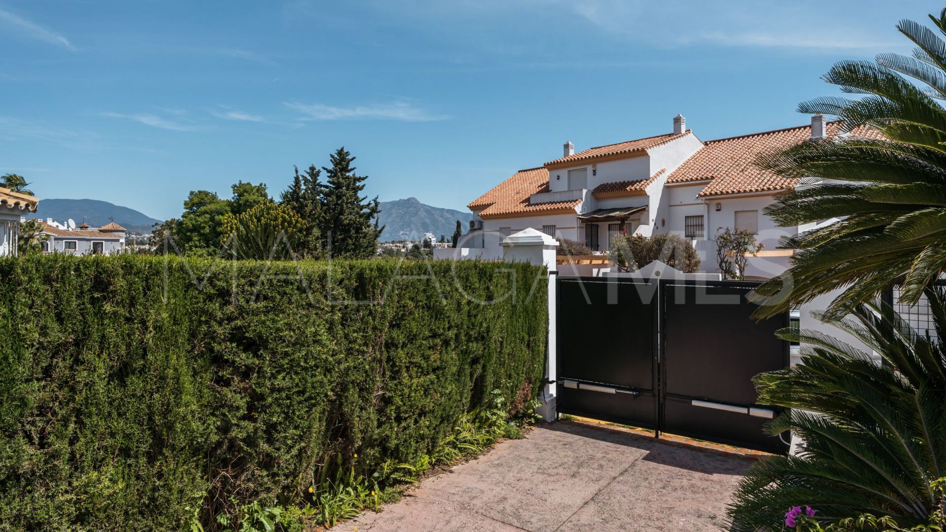 Villa for sale in Monte Biarritz