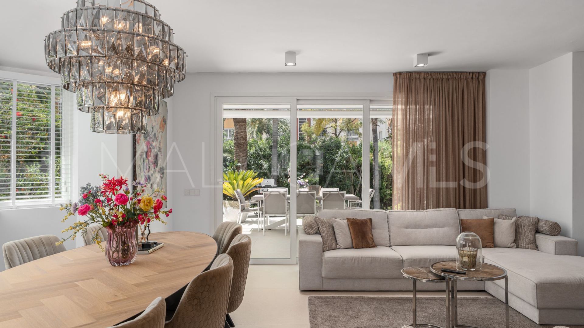 Villa for sale in Monte Biarritz
