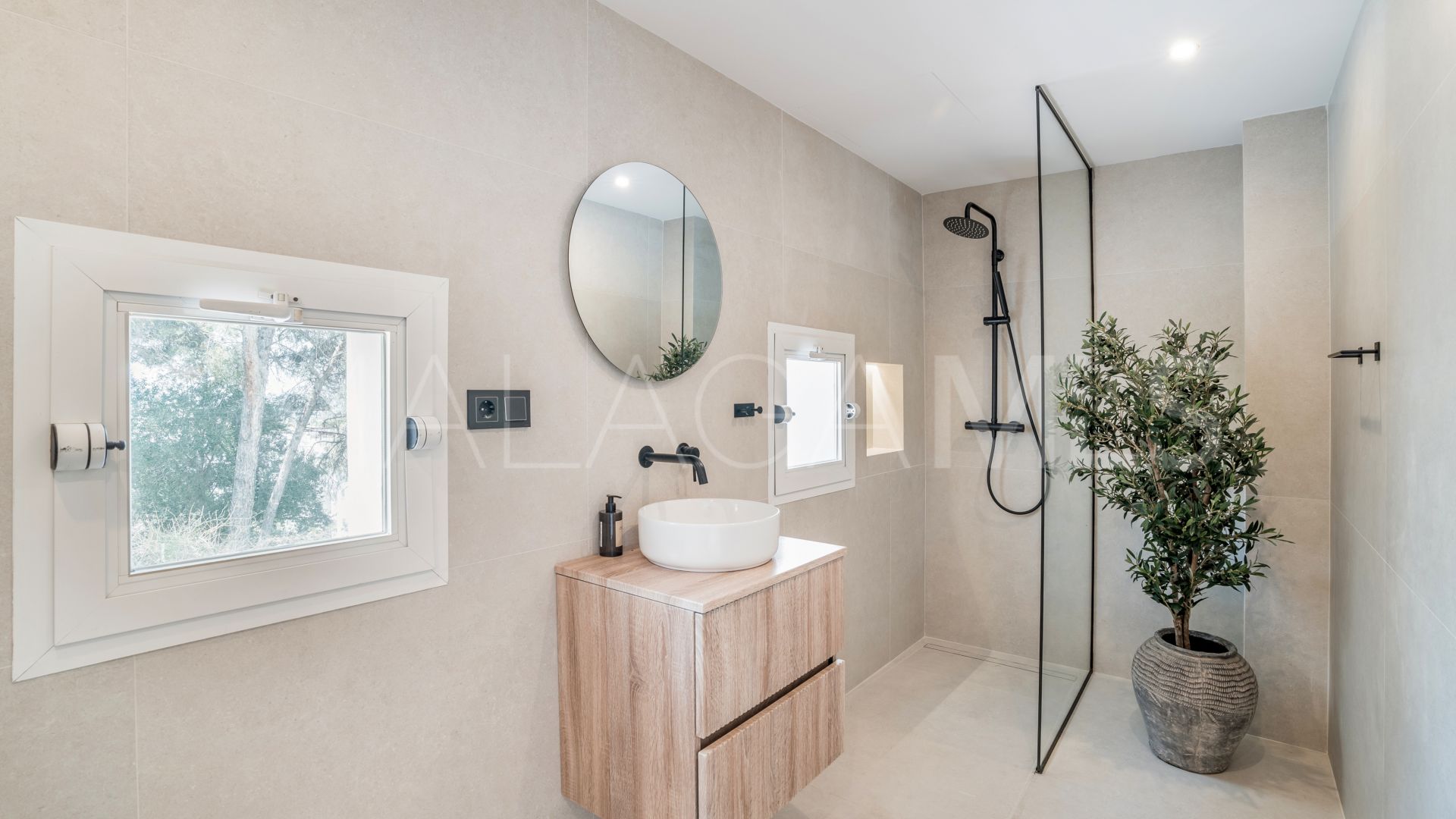 Ground floor duplex for sale in La Quinta
