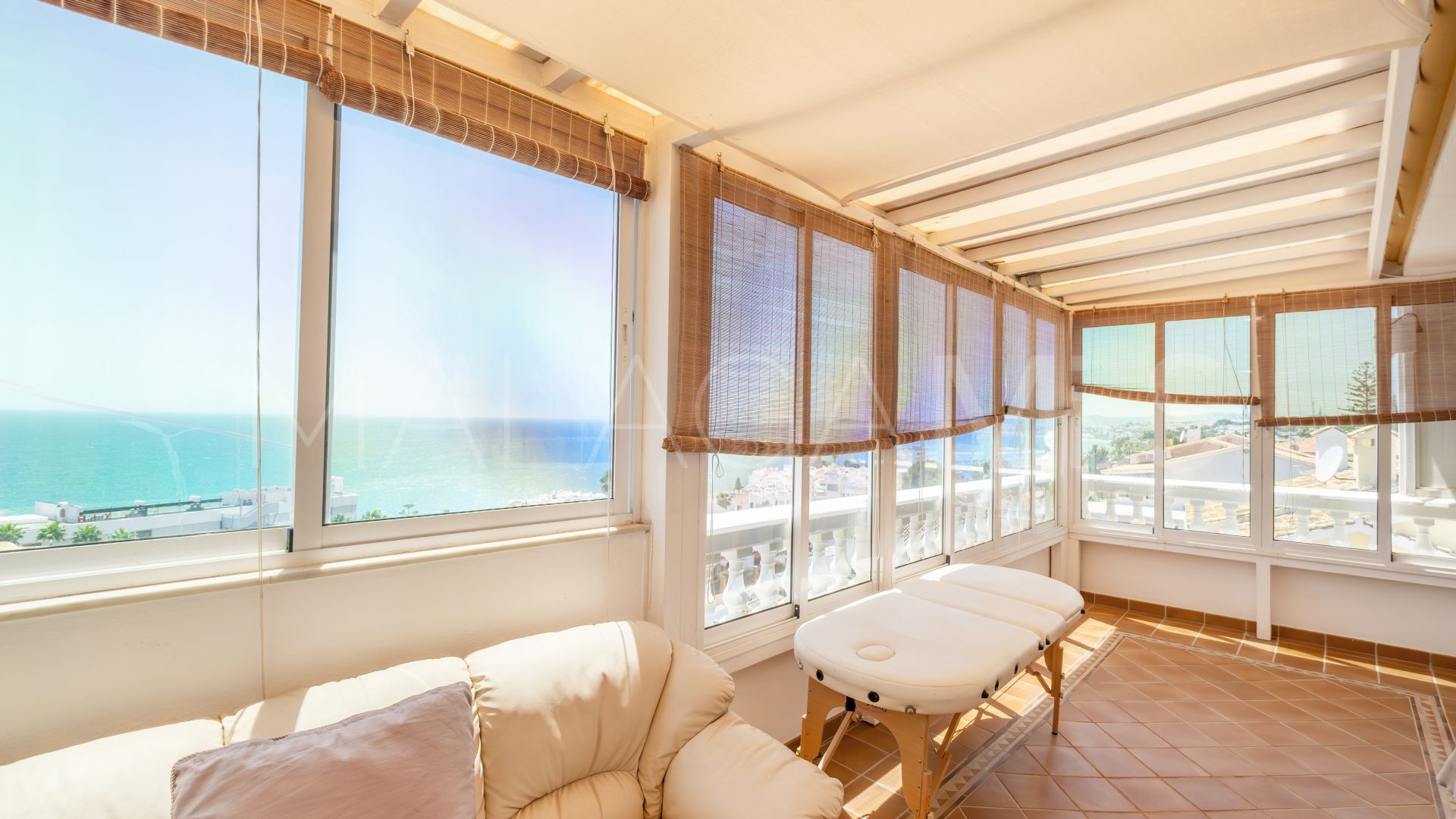 Villa for sale in Benalmadena