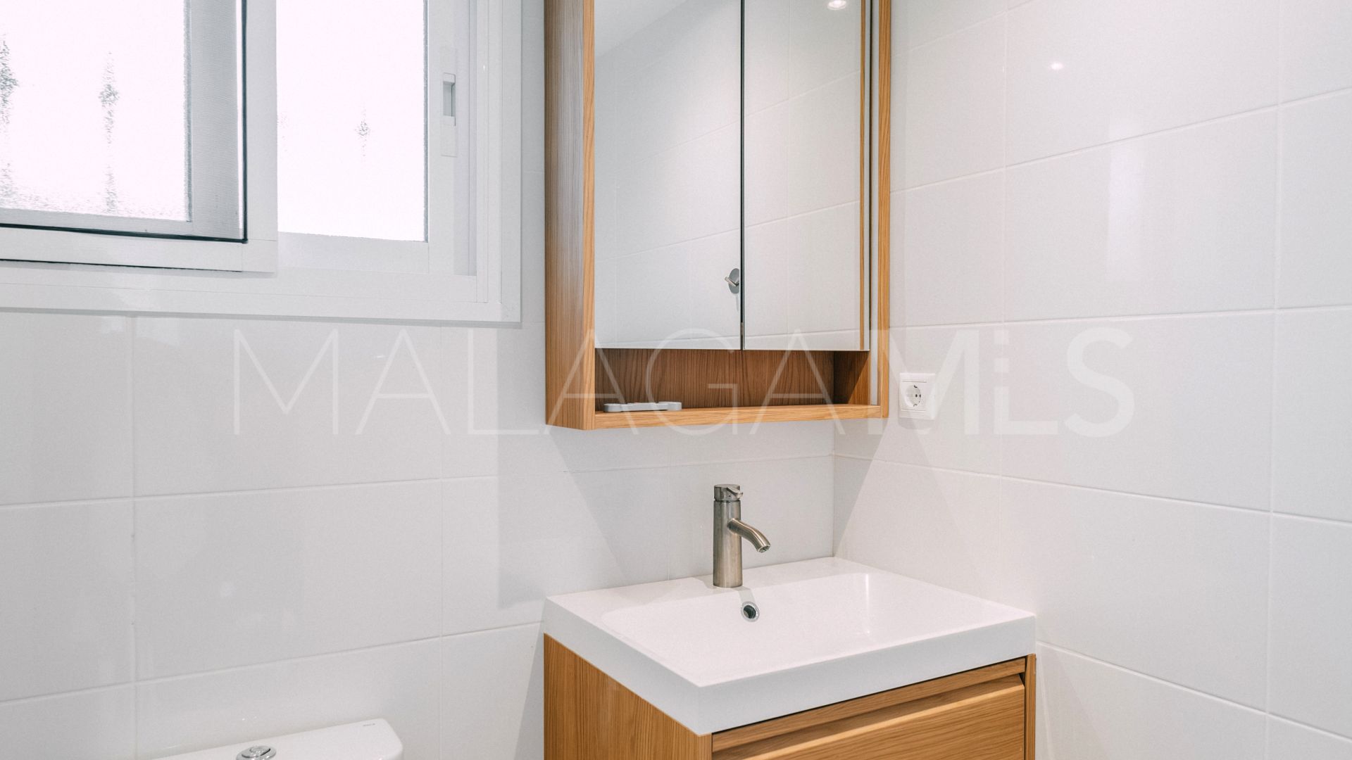 Altos de Aloha semi detached house for sale