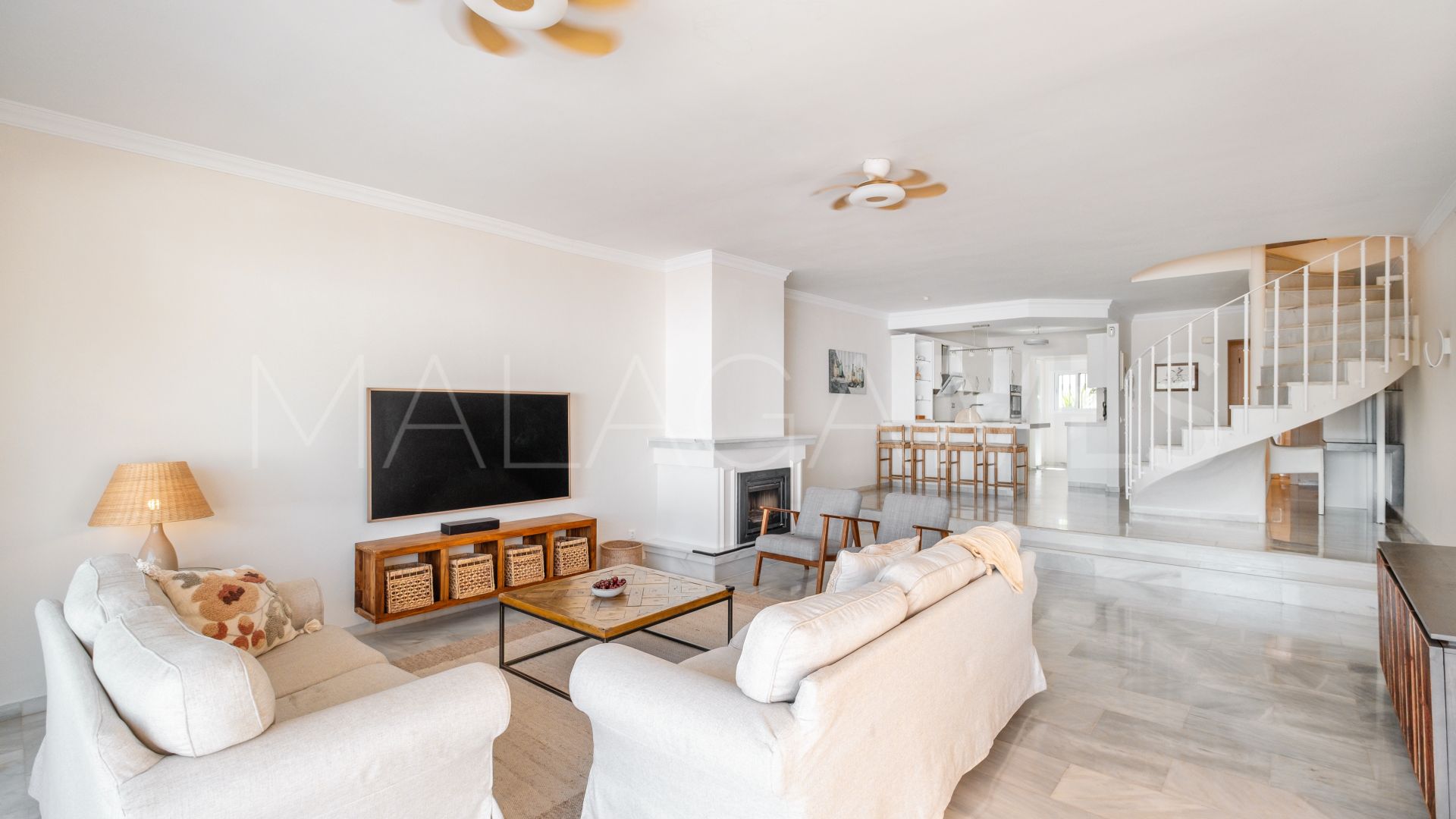 Radhus for sale in Altos de Aloha