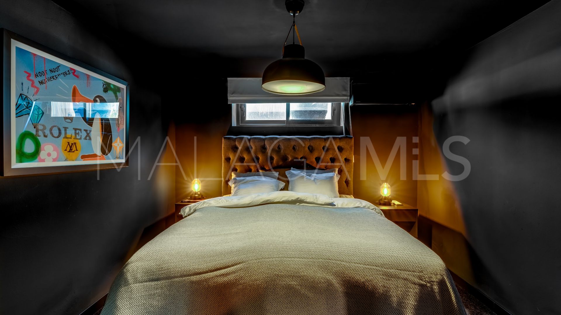 Villa for sale in Nueva Andalucia