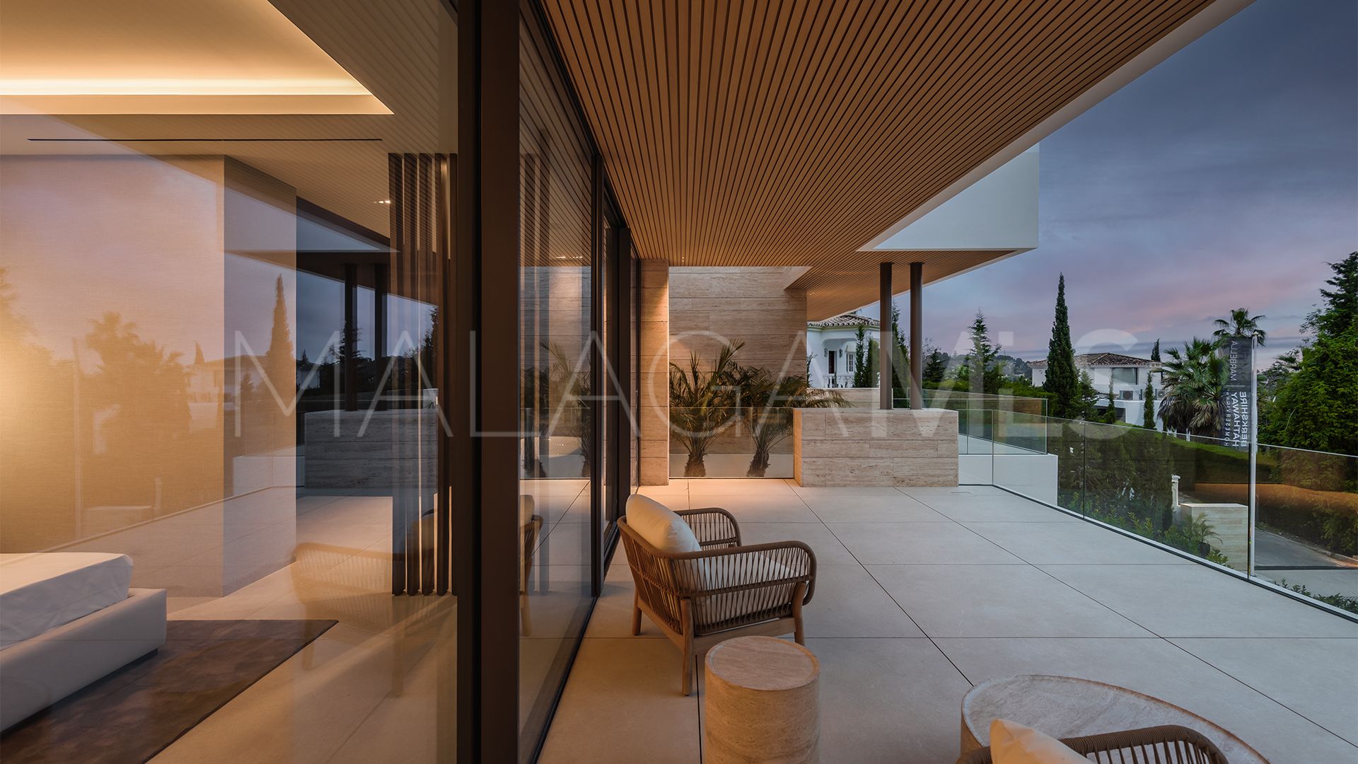 For sale villa with 5 bedrooms in El Paraiso