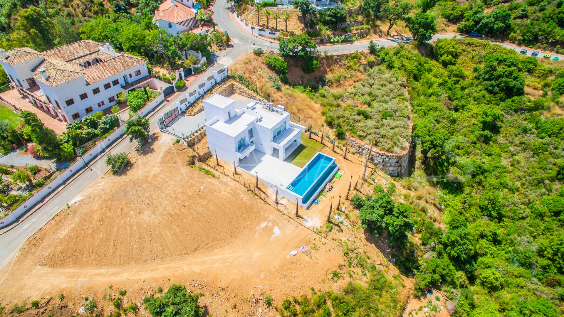 3 bedrooms villa in La Mairena for sale