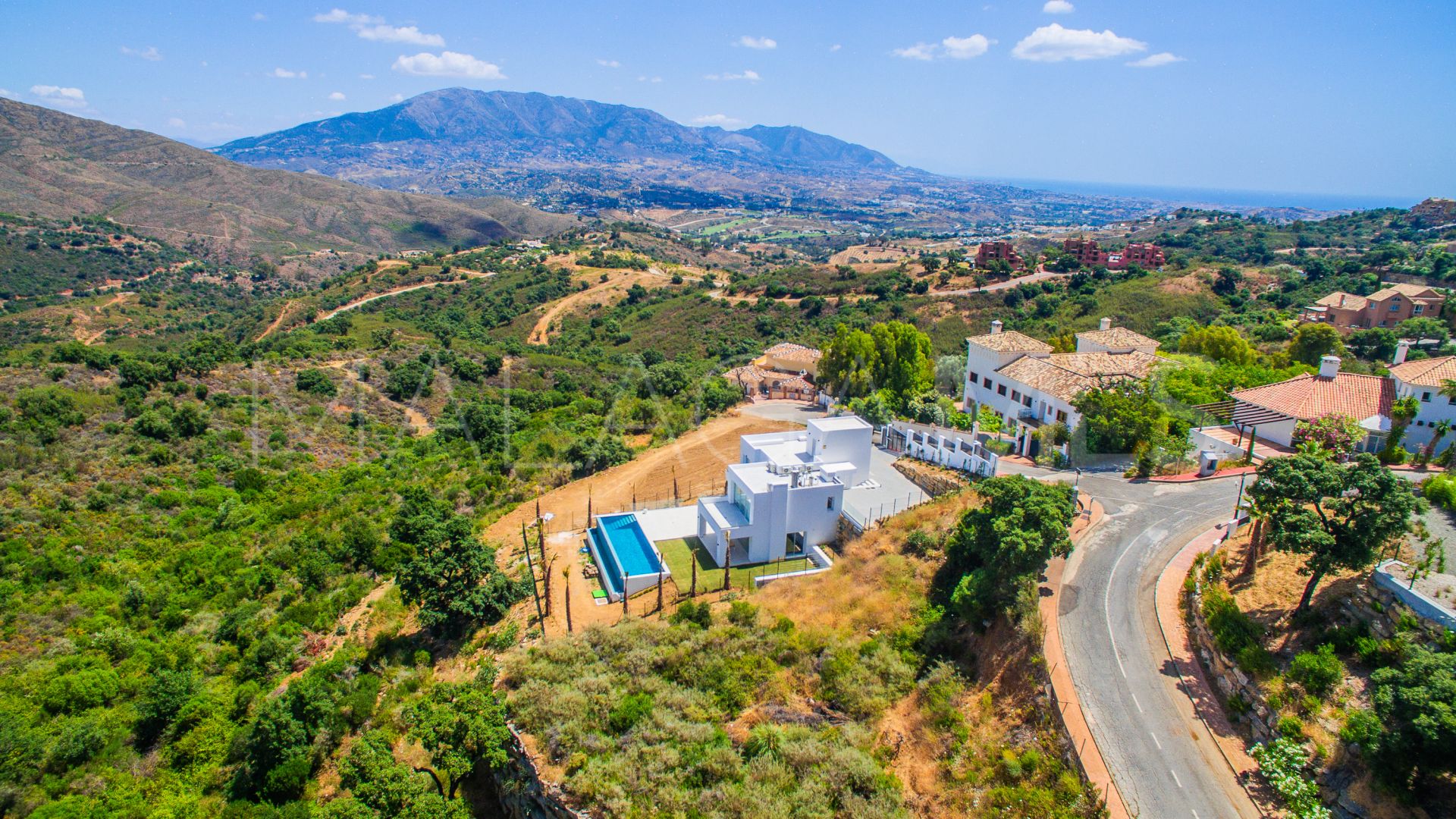 3 bedrooms villa in La Mairena for sale