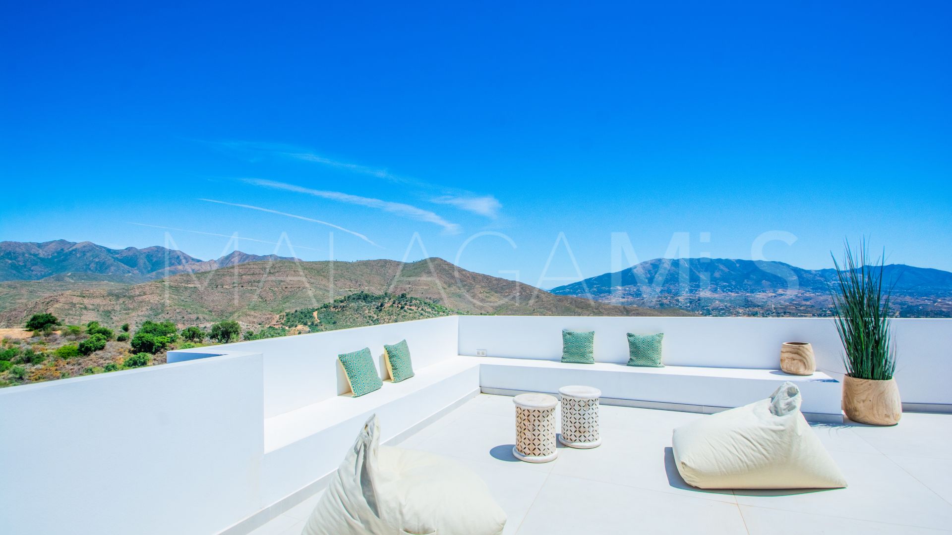 3 bedrooms villa in La Mairena for sale
