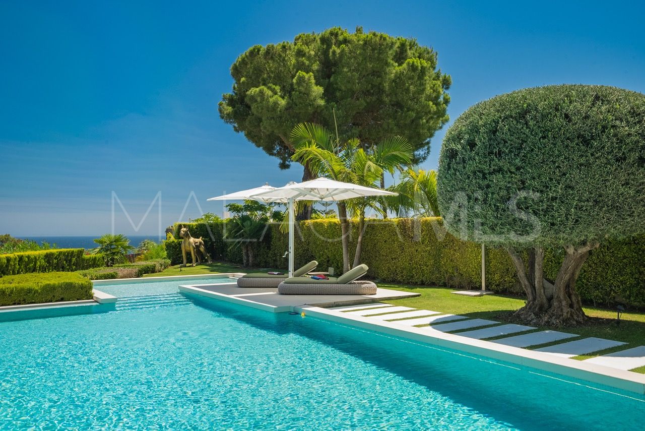 Villa for sale in Las Lomas del Marbella Club