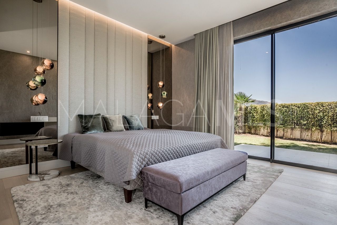 Villa for sale in Las Lomas del Marbella Club