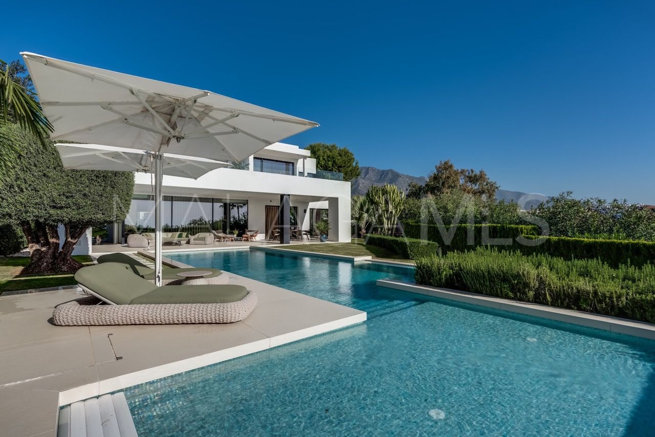 Villa for sale in Las Lomas del Marbella Club