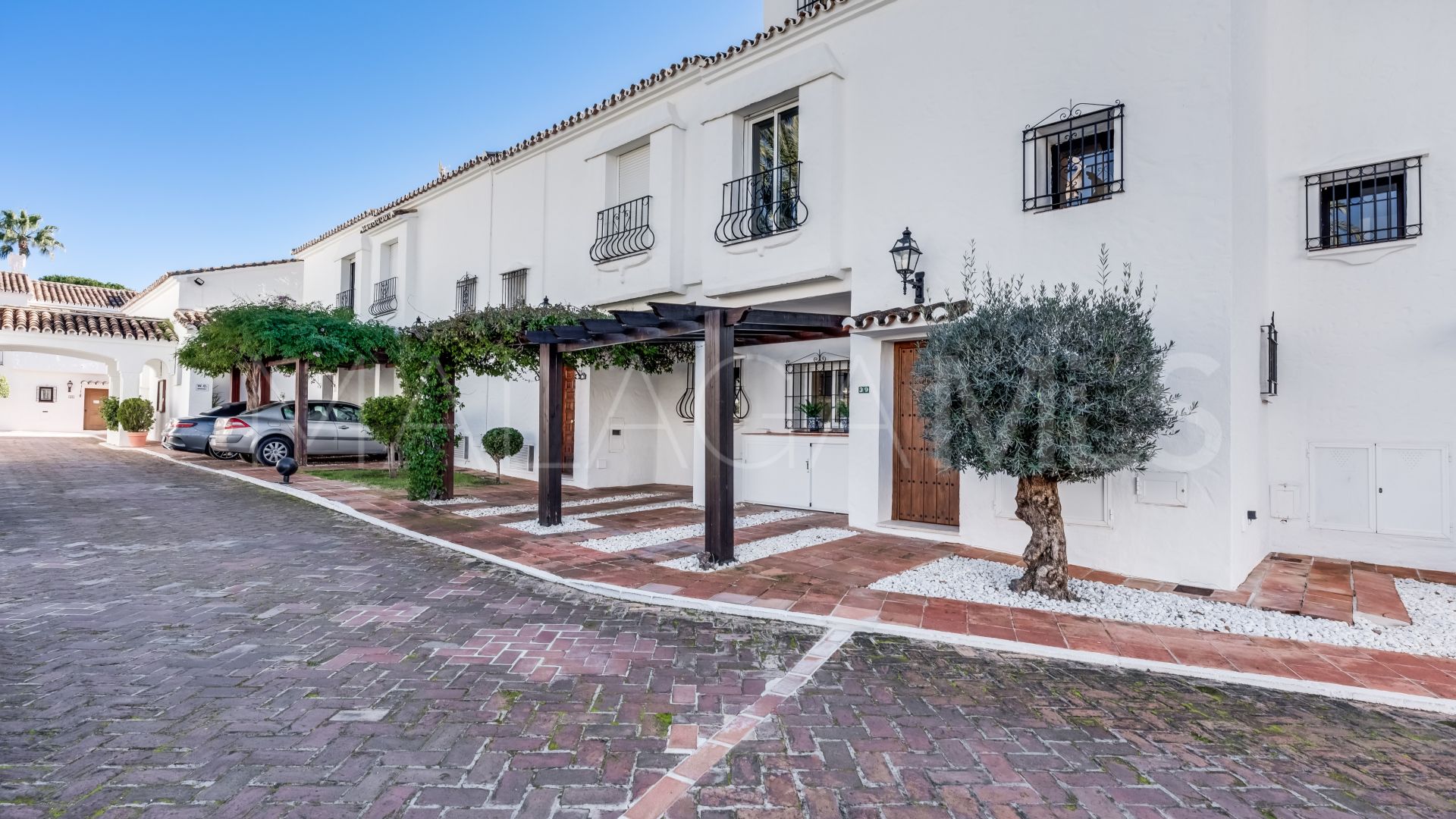 Maison de ville for sale in Los Naranjos Country Club