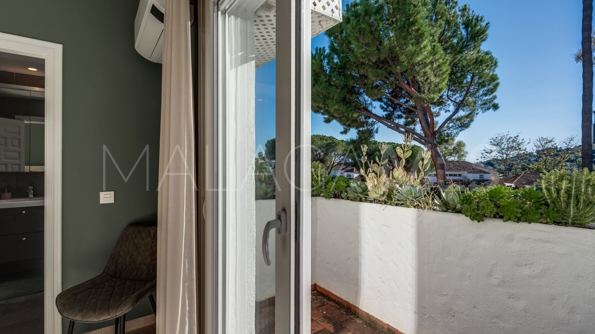 Maison de ville for sale in Los Naranjos Country Club