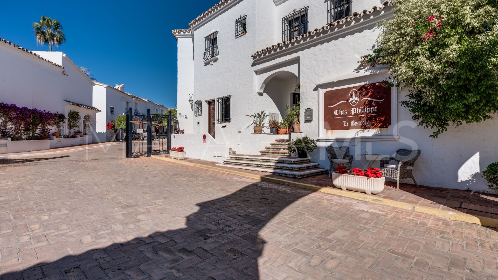 Maison de ville for sale in Los Naranjos Country Club