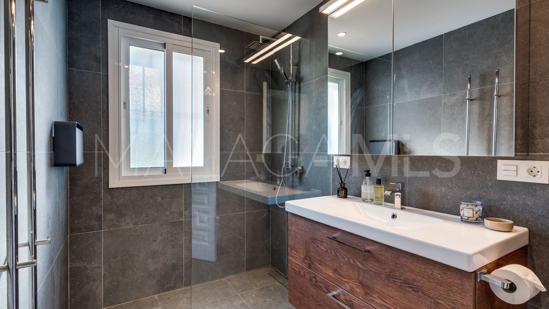 Maison de ville for sale in Los Naranjos Country Club