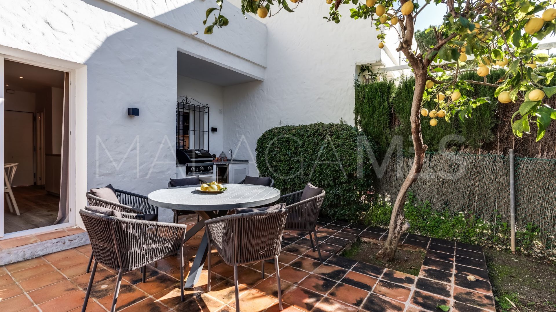 Maison de ville for sale in Los Naranjos Country Club