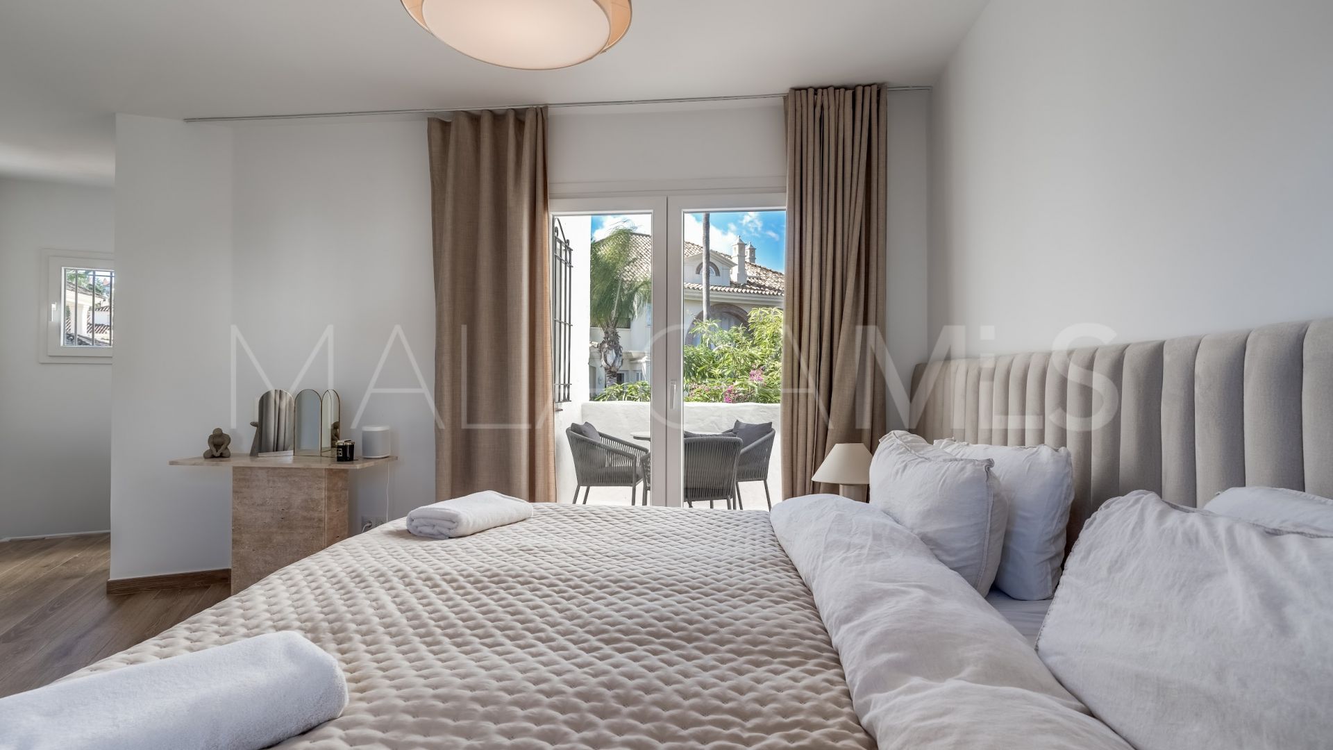 Maison de ville for sale in Los Naranjos Country Club