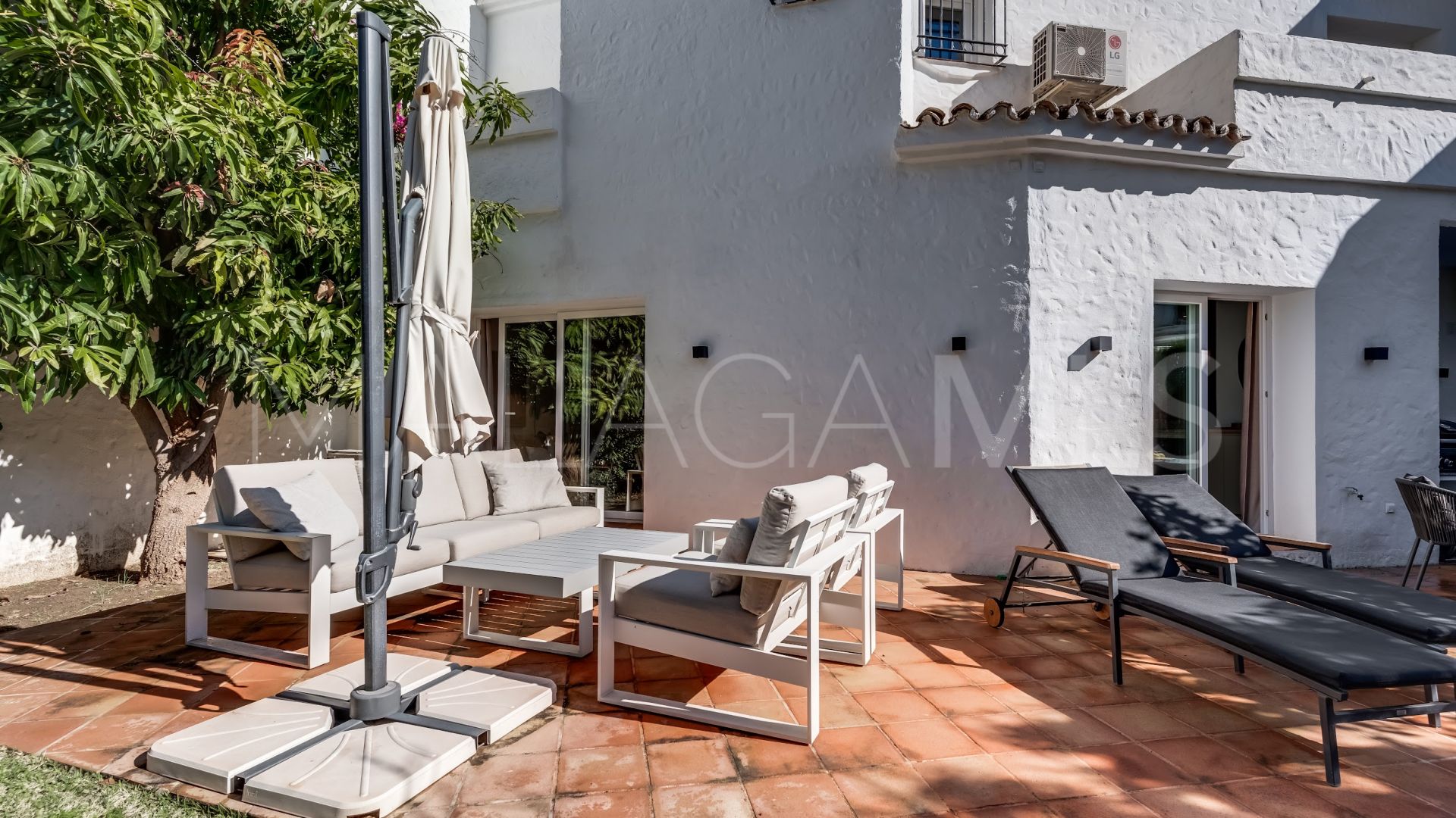 Maison de ville for sale in Los Naranjos Country Club