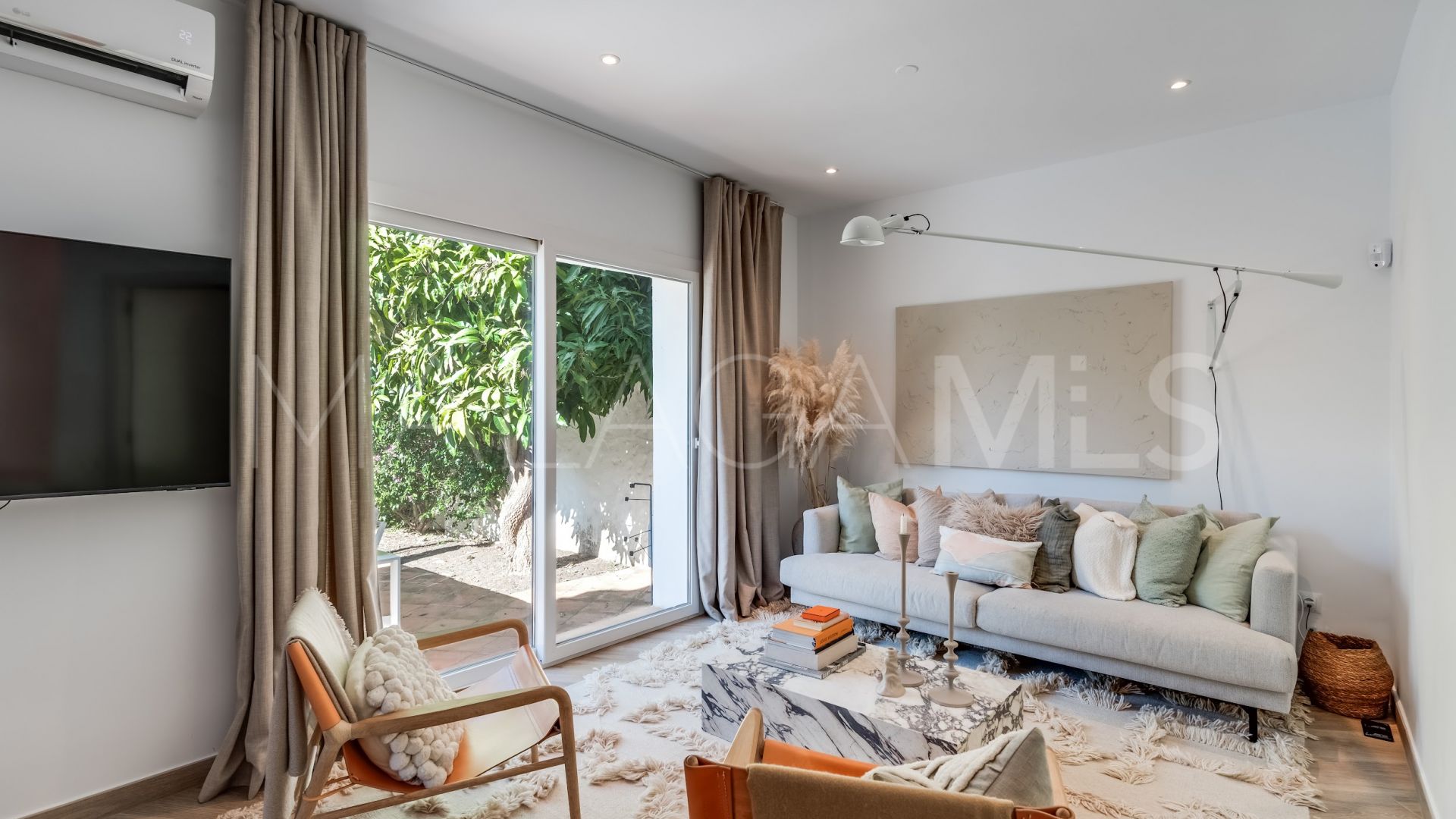 Maison de ville for sale in Los Naranjos Country Club
